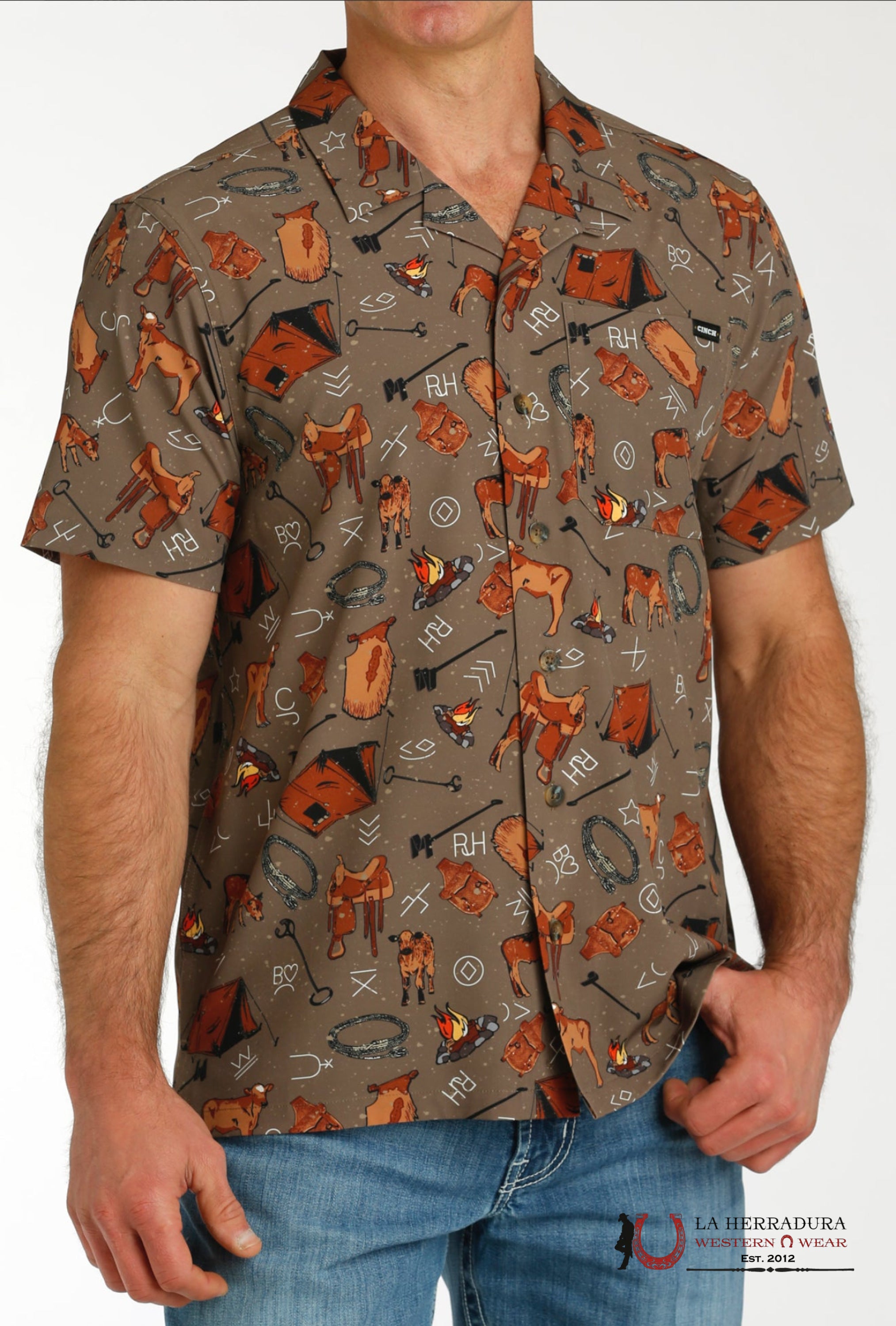 CINCH BROWN WESTERN PRINT V CUT BUTTON UP SHORT SLEEVE MTW1401045 ROPA HOMBRES