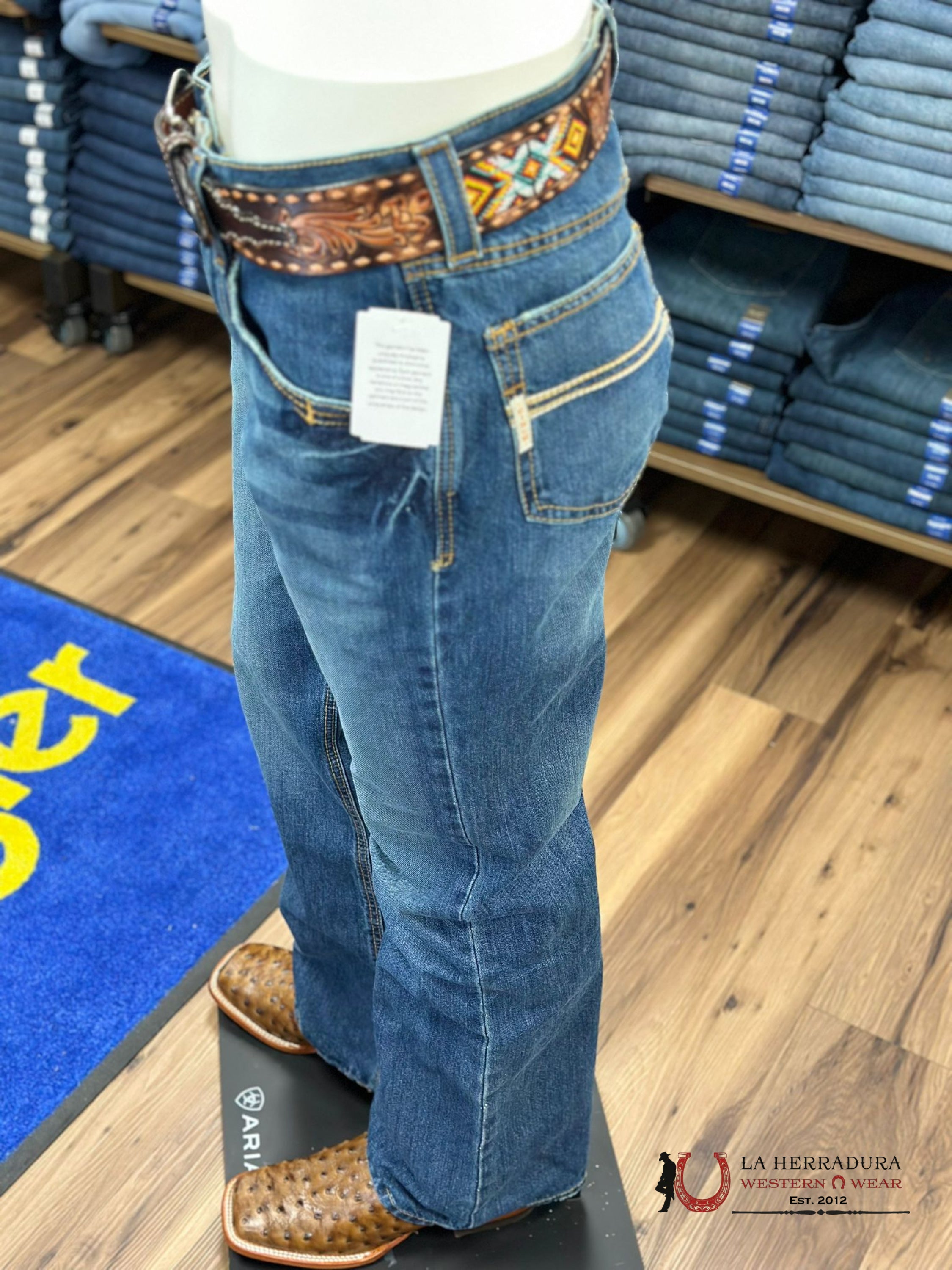 Cinch Jean Carter Relaxed Mid Rise Bootcut Washed Blue Ropa Hombres