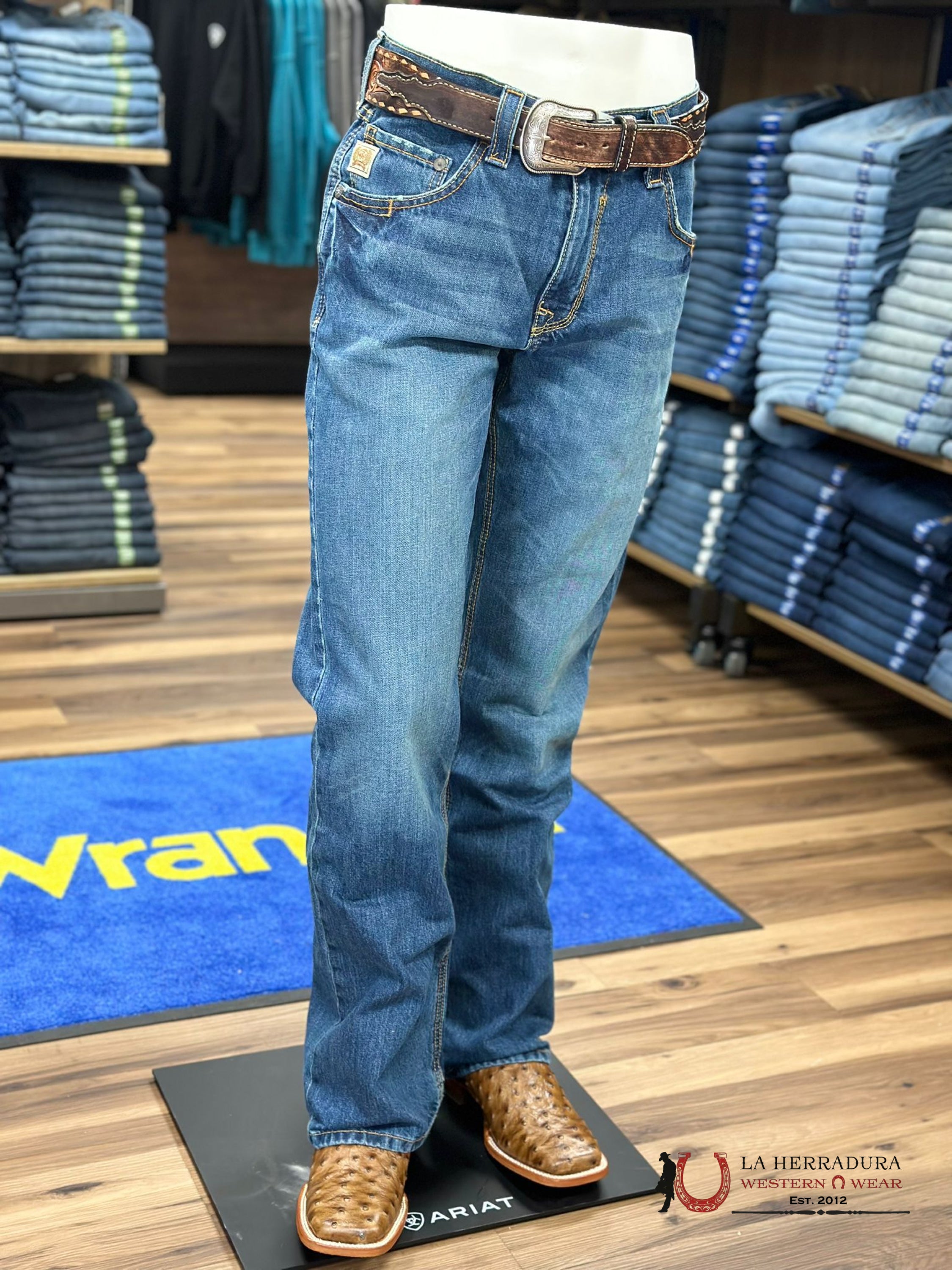 Cinch Jean Carter Relaxed Mid Rise Bootcut Washed Blue Ropa Hombres