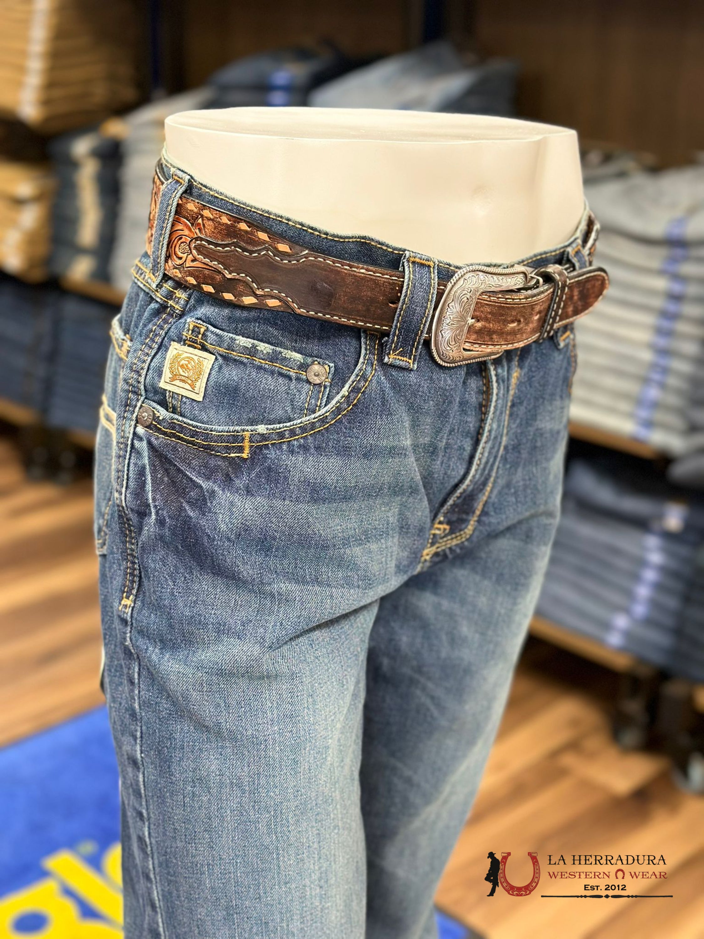 Cinch Jean Carter Relaxed Mid Rise Bootcut Washed Blue Ropa Hombres