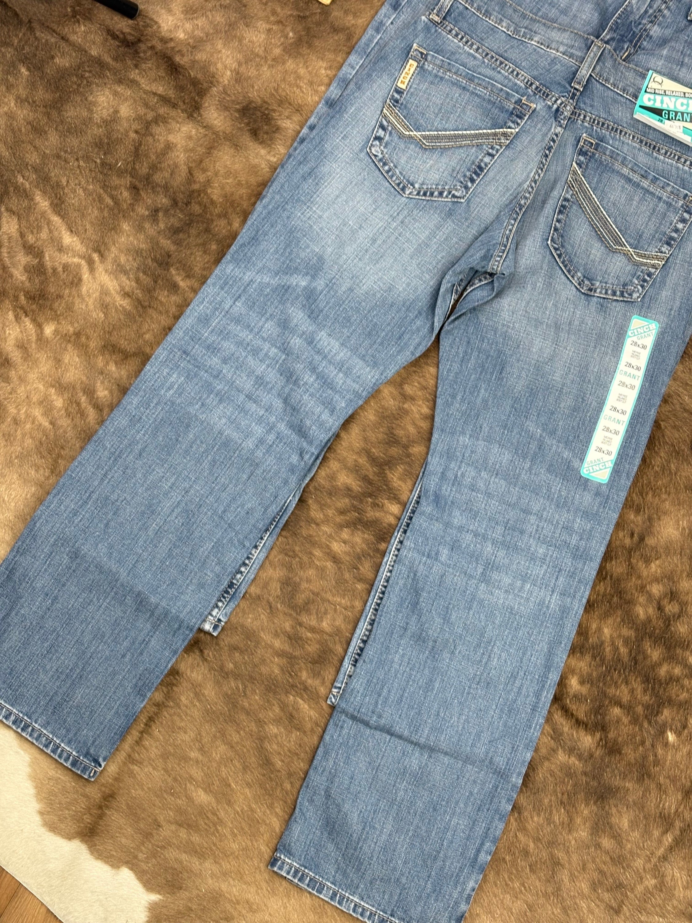 CINCH JEAN Grant Relaxed Mid Rise BootCut Light Washed - 7001 ROPA HOMBRES