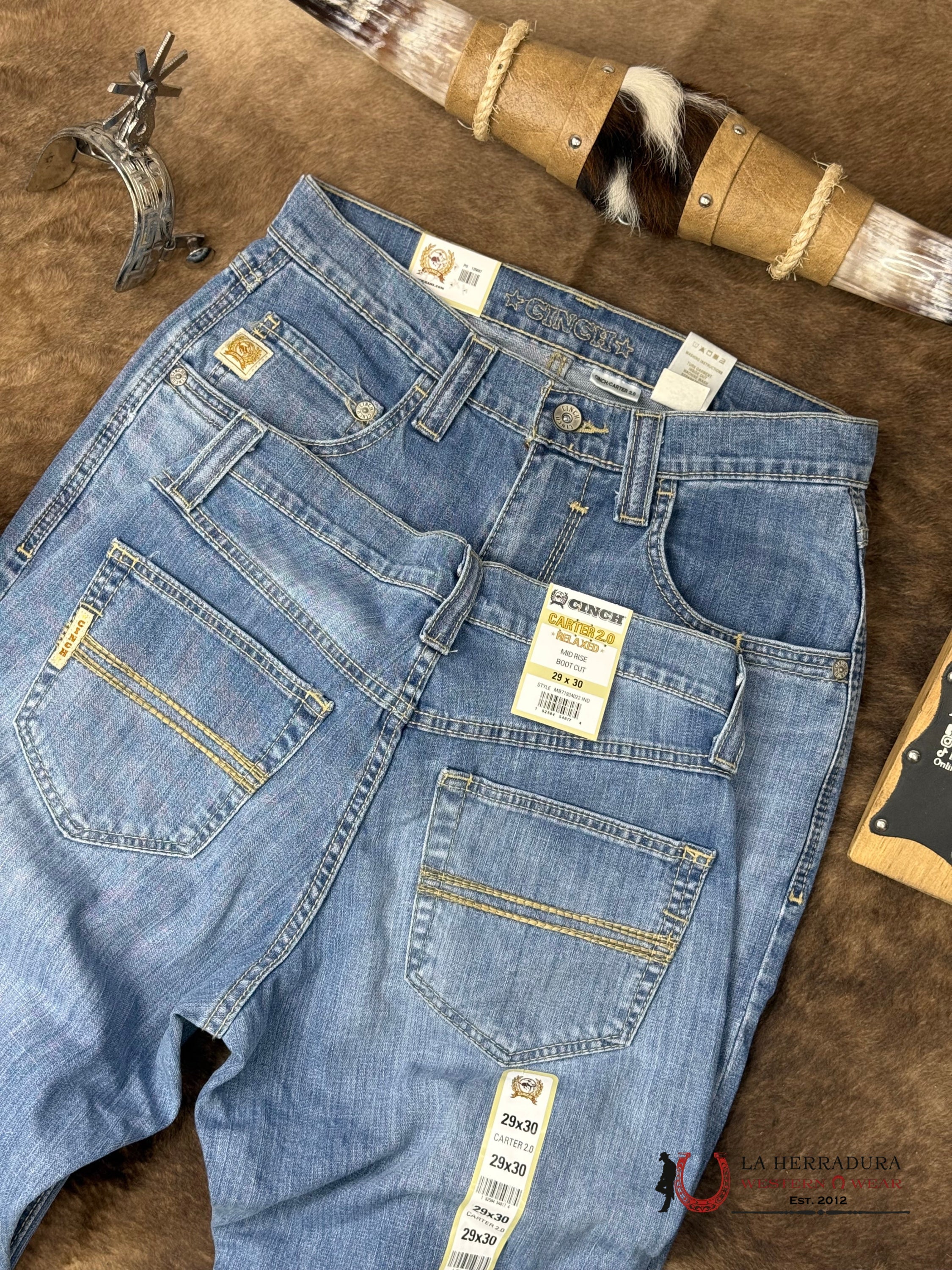 CINCH JEAN Relaxed Mid Rise BootCut Light Washed ROPA HOMBRES