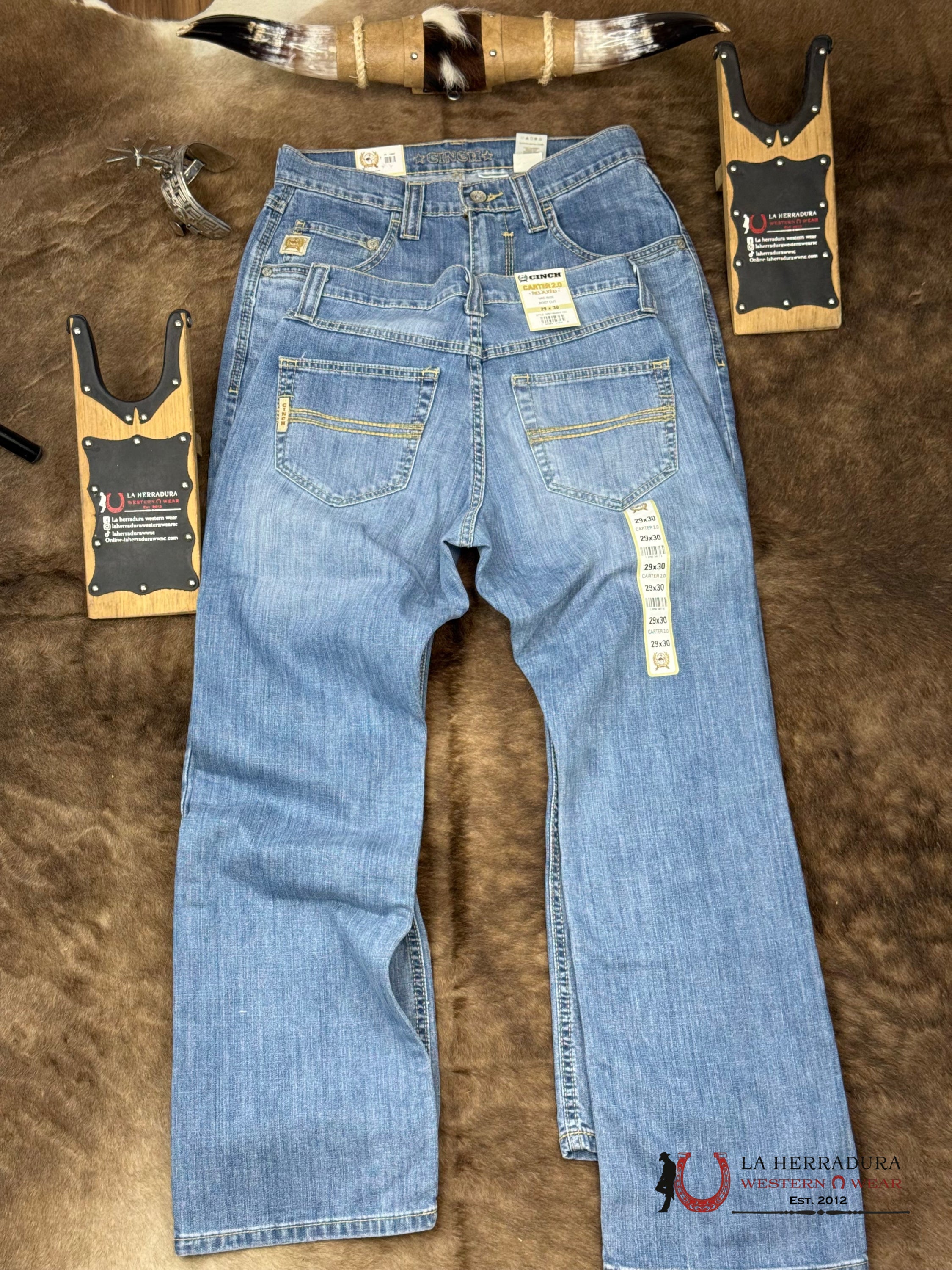 CINCH JEAN Relaxed Mid Rise BootCut Light Washed ROPA HOMBRES