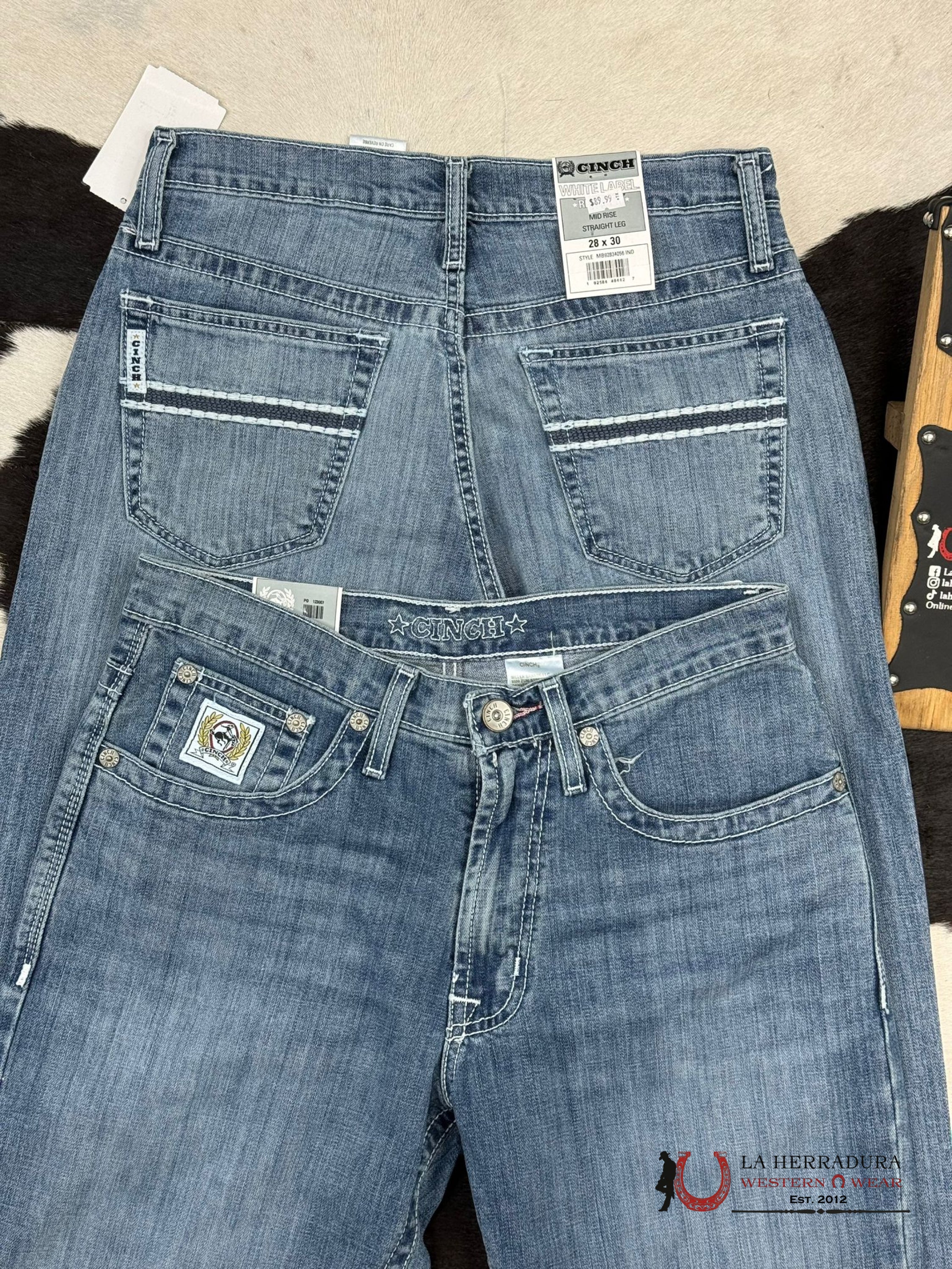 Cinch Jean White Label Relaxed Mid Rise Straight Leg Light Wash Ropa Hombres