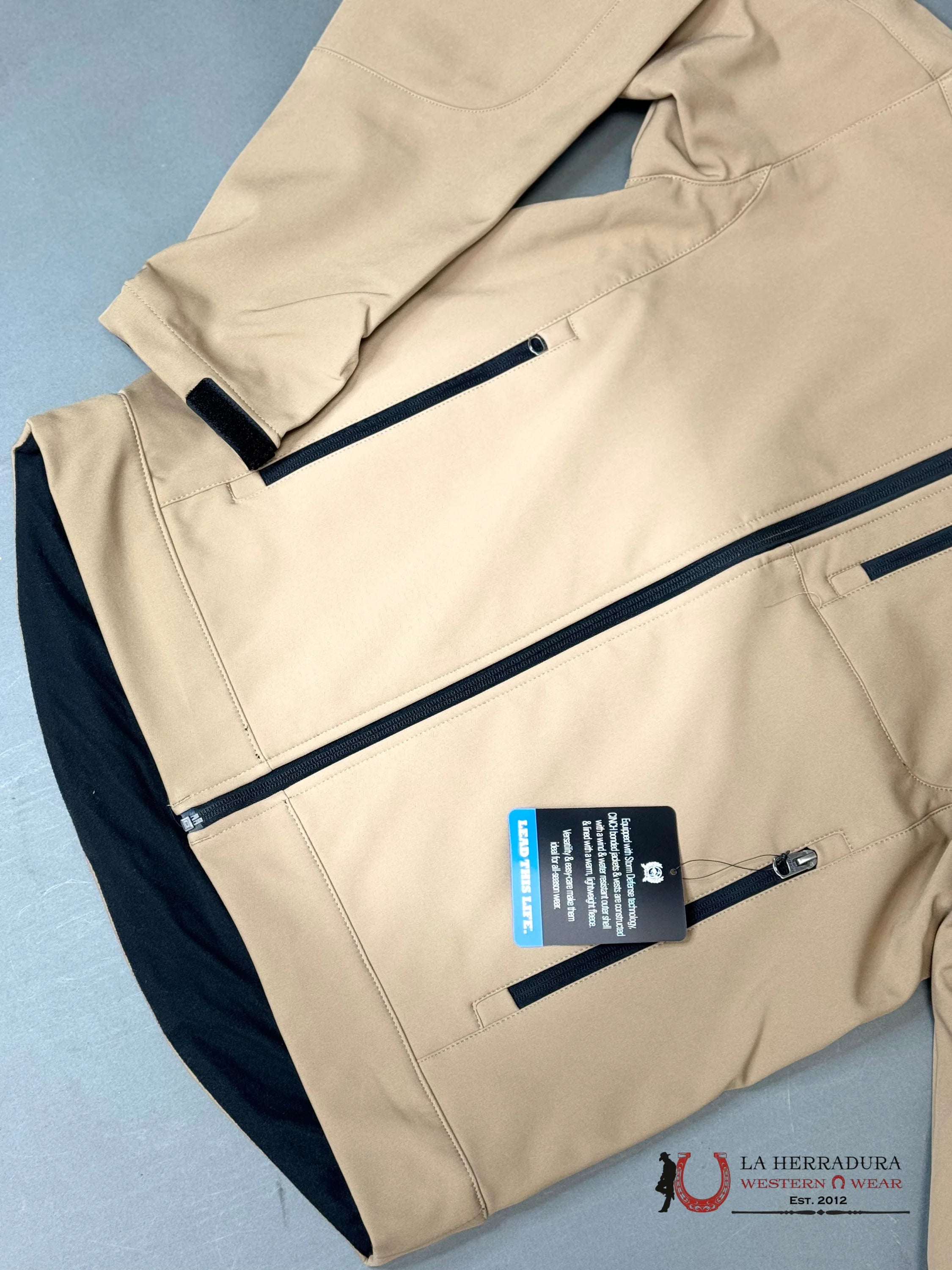 Cinch Mens Beige Classic Team Logo Ropa Hombres