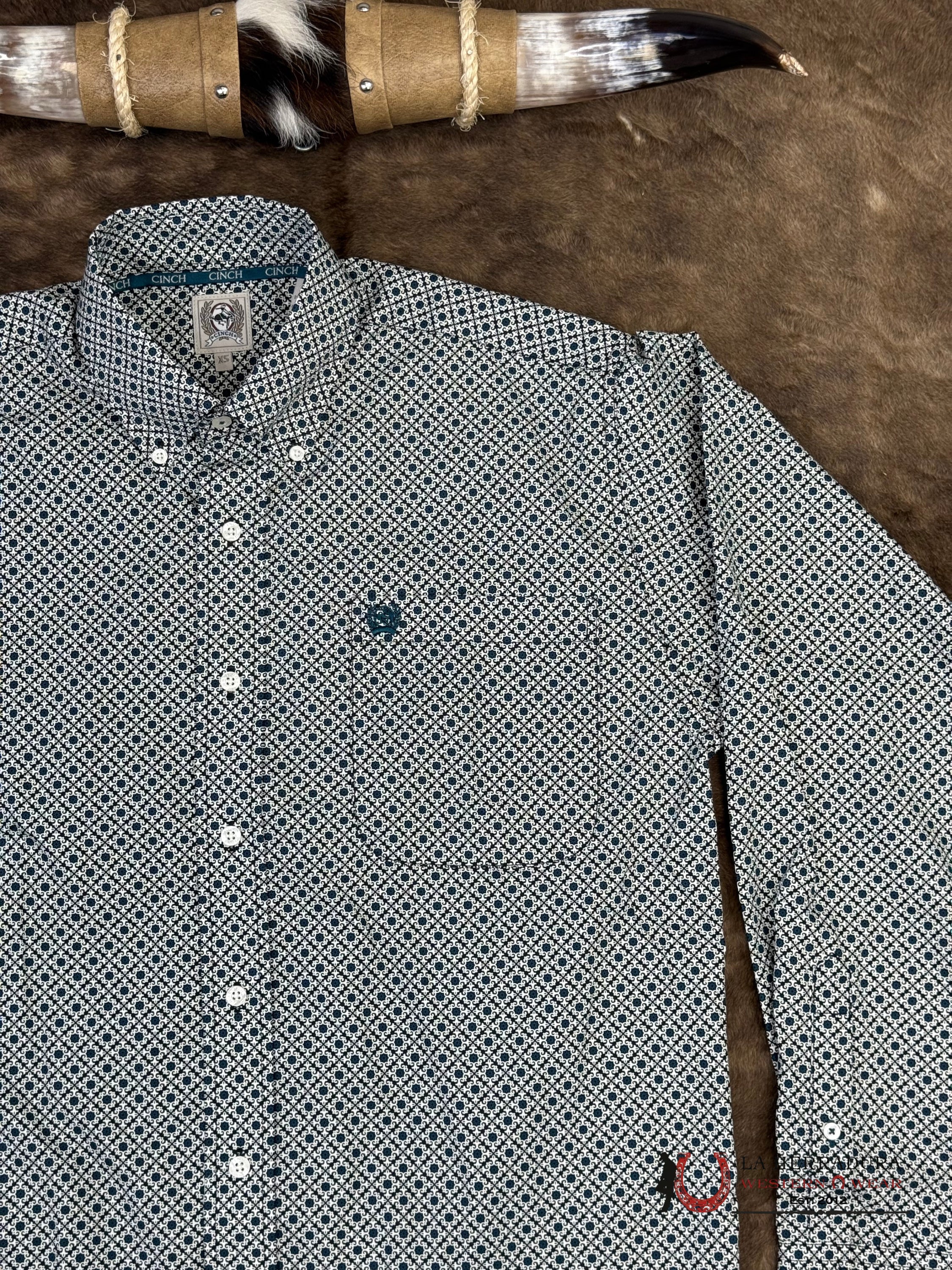 Cinch Men’s Cream With Dark Blue With Floral Print Long Sleeve Shirt - 5909 ROPA HOMBRES