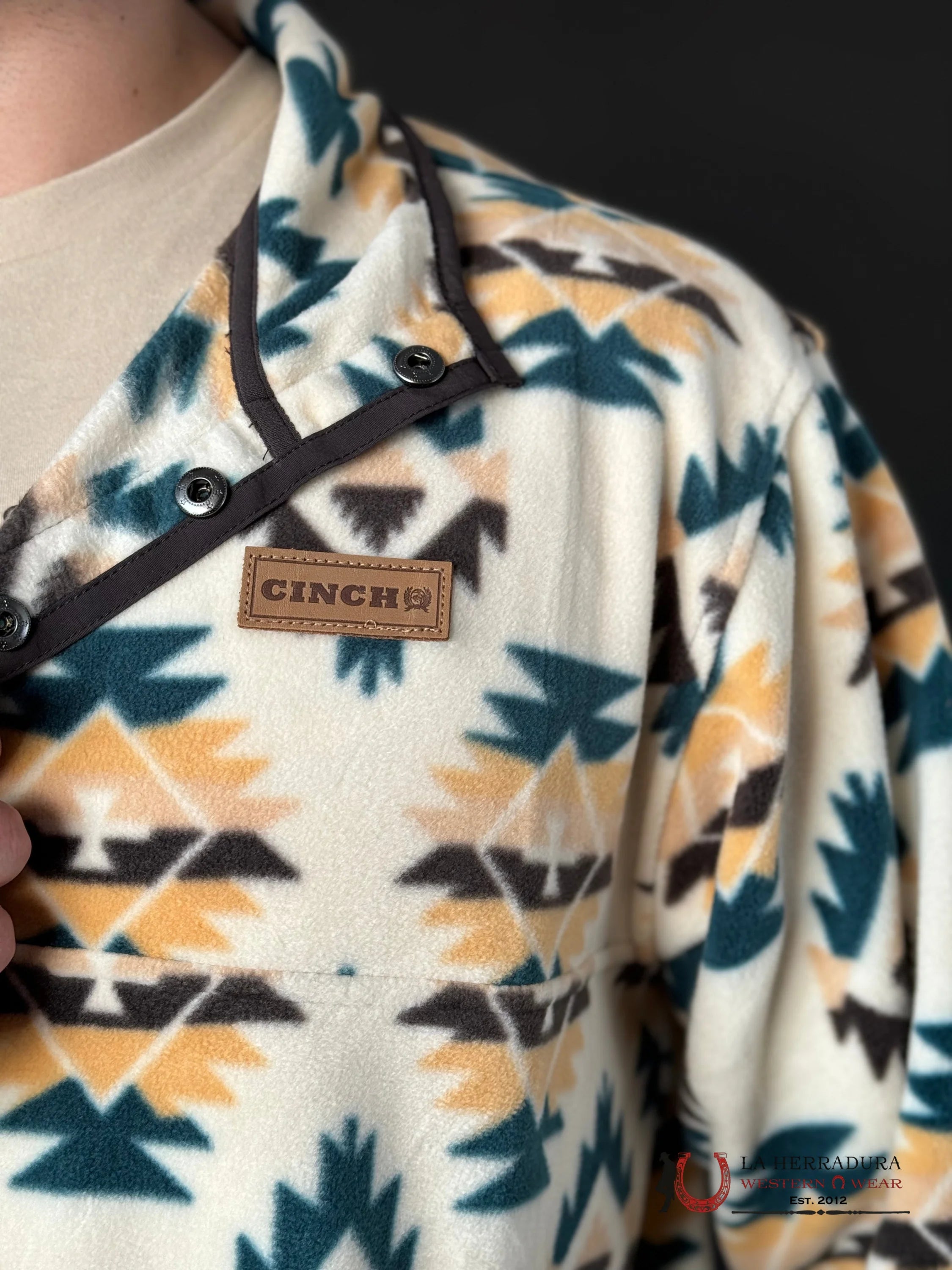 Cinch Mens White Aztec Pull Over Ropa Hombres