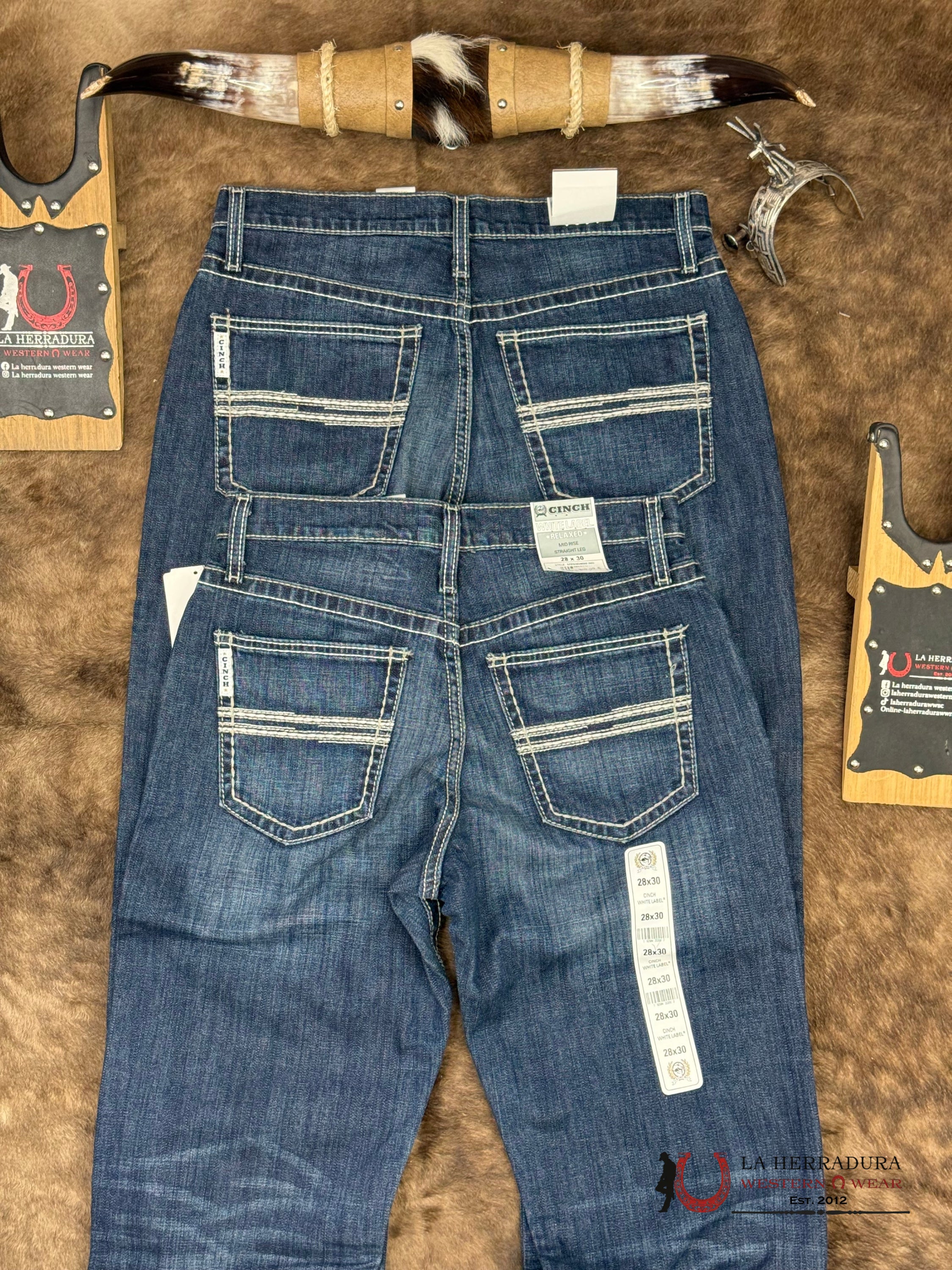 CINCH White Label Mid Rise Straight Leg Medium Washed - 4039 ROPA HOMBRES