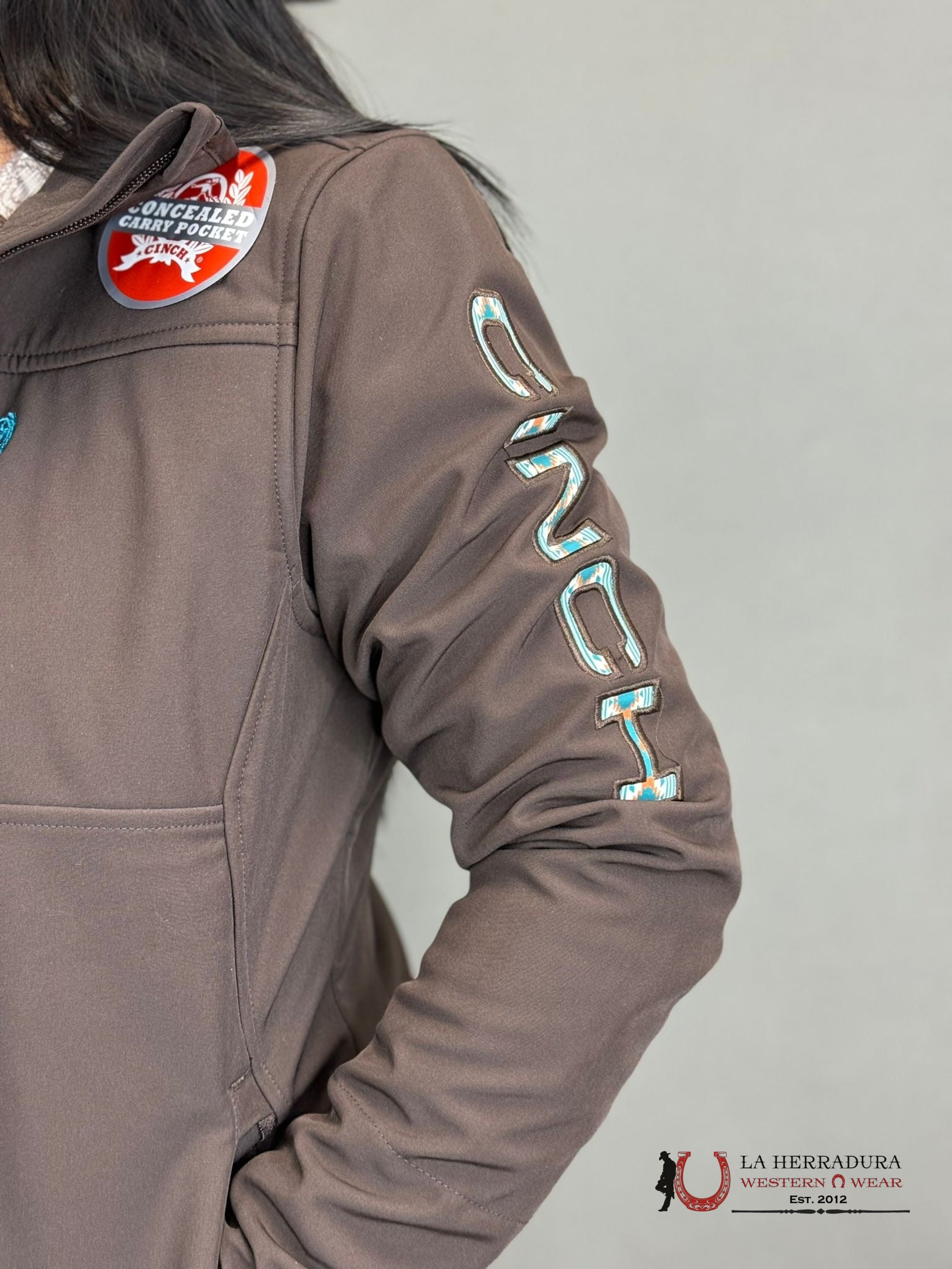 Cinch Womens Brown / Turquise Team Logo Softshell Jacket Ropa Mujeres