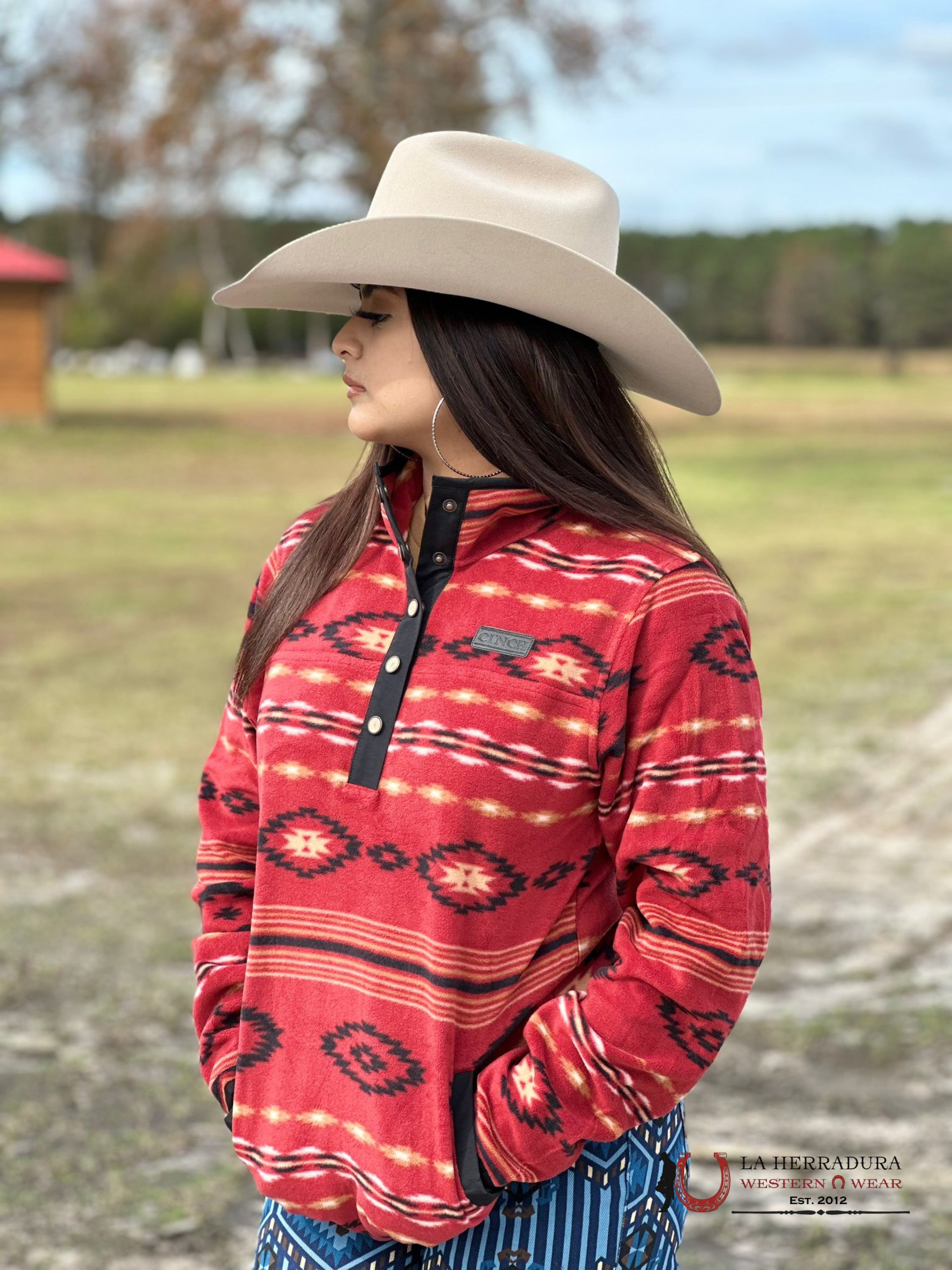 Cinch Womens Red Aztec Pattern Pullover Ropa Mujeres