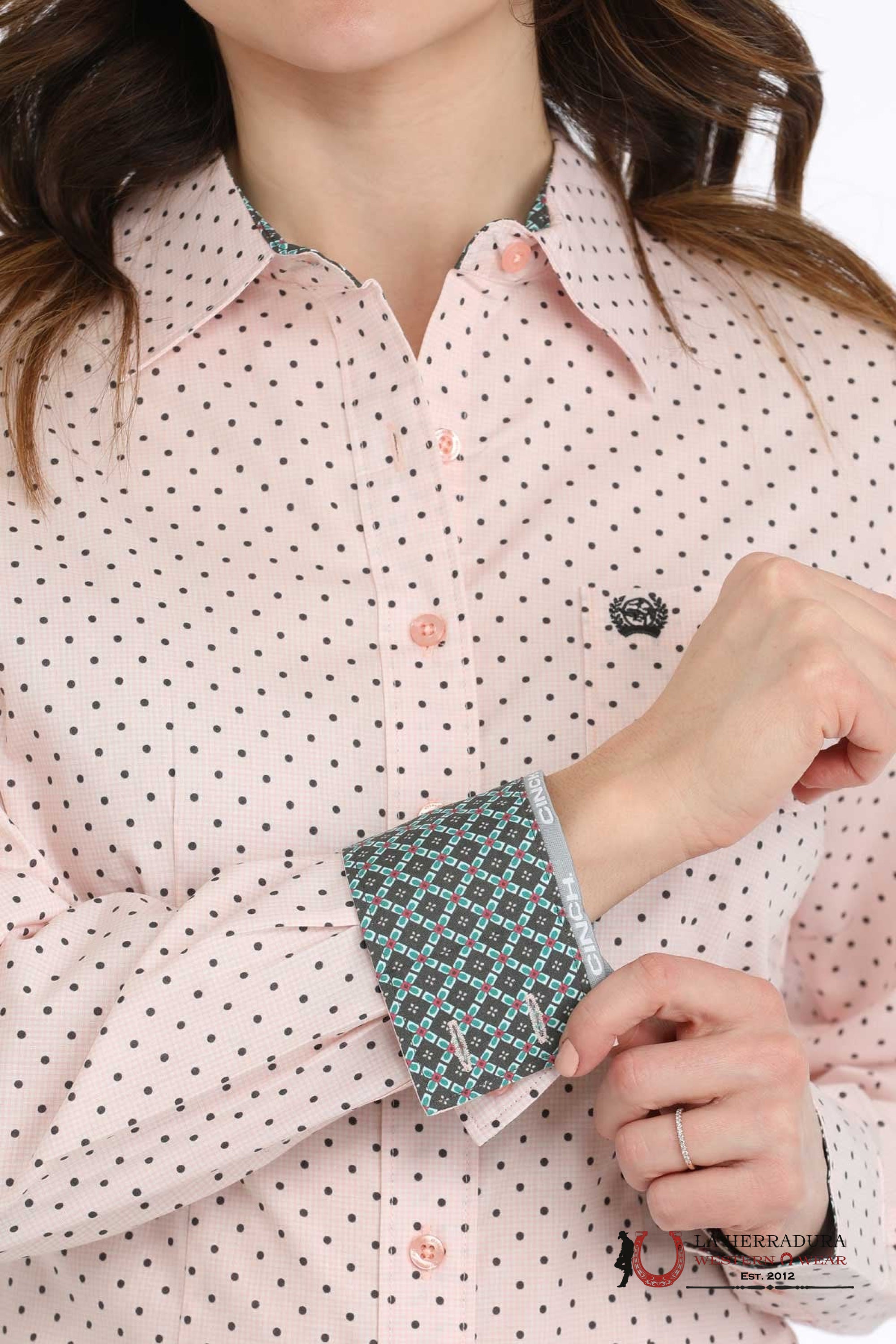 CINCH WOMEN’S GEOMETRIC PRINT BUTTON-DOWN WESTERN SHIRT - PINK - 4239 ROPA MUJERES