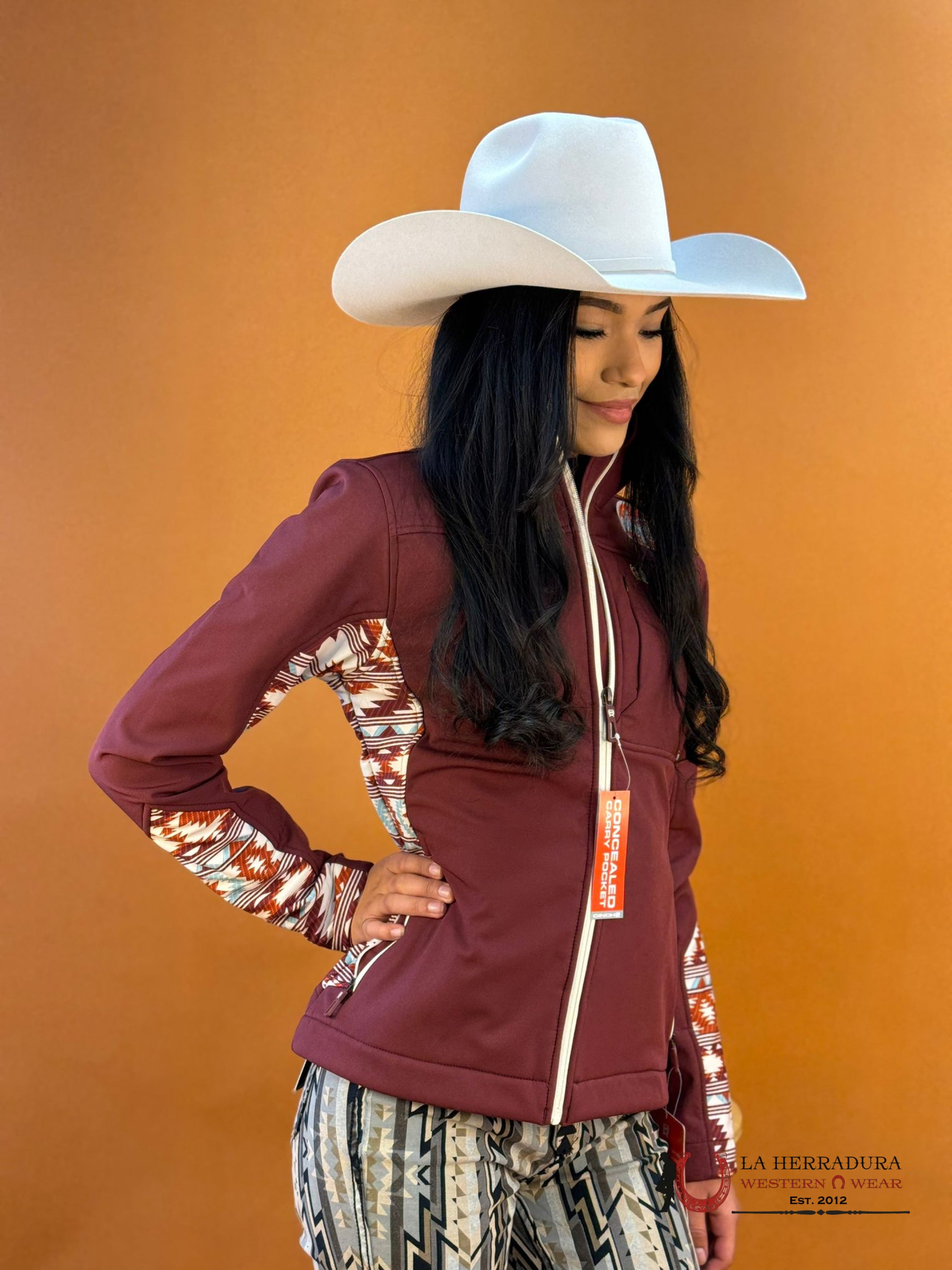 Cinch Womens Jacket Softshell Red Aztec Team Logo Ropa Mujeres