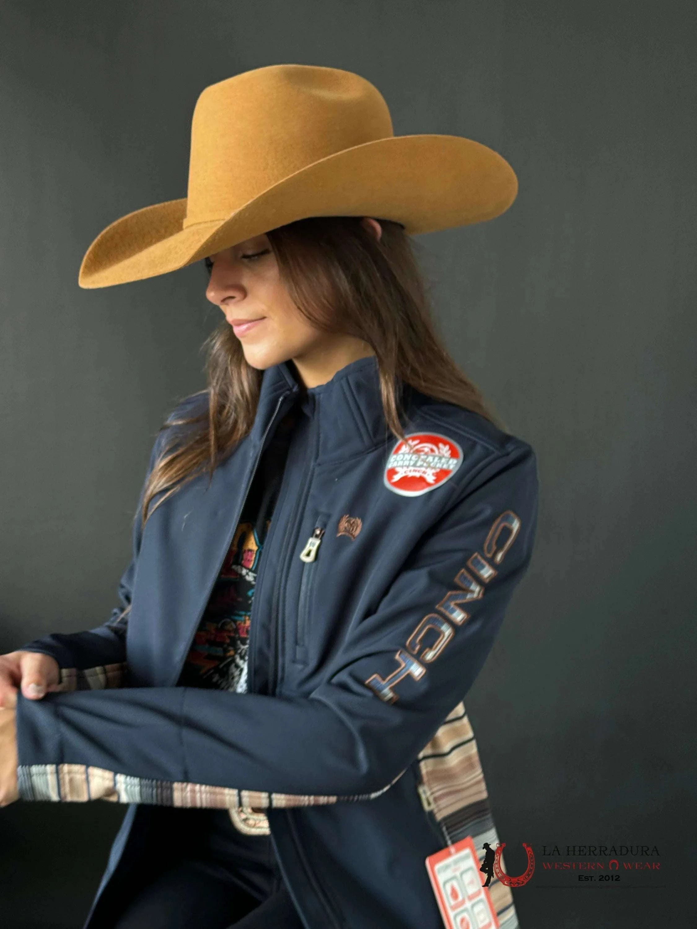 Cinch Womens Blue Yellow Team Logo Softshell Jacket Ropa Mujeres