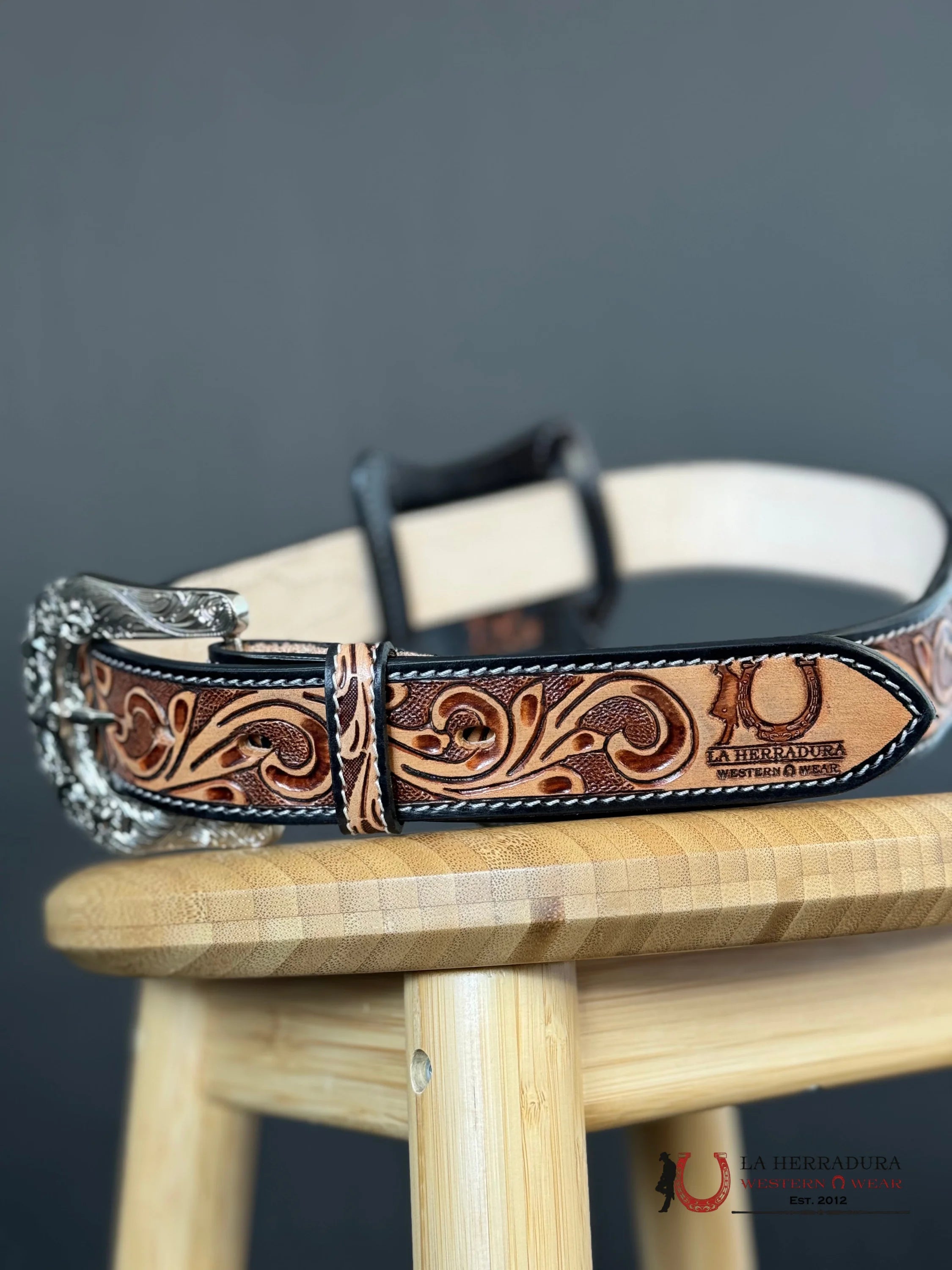 Cinto Azteca Cuero Cincelado Blue/White Only Belt! Cinturones Hombres