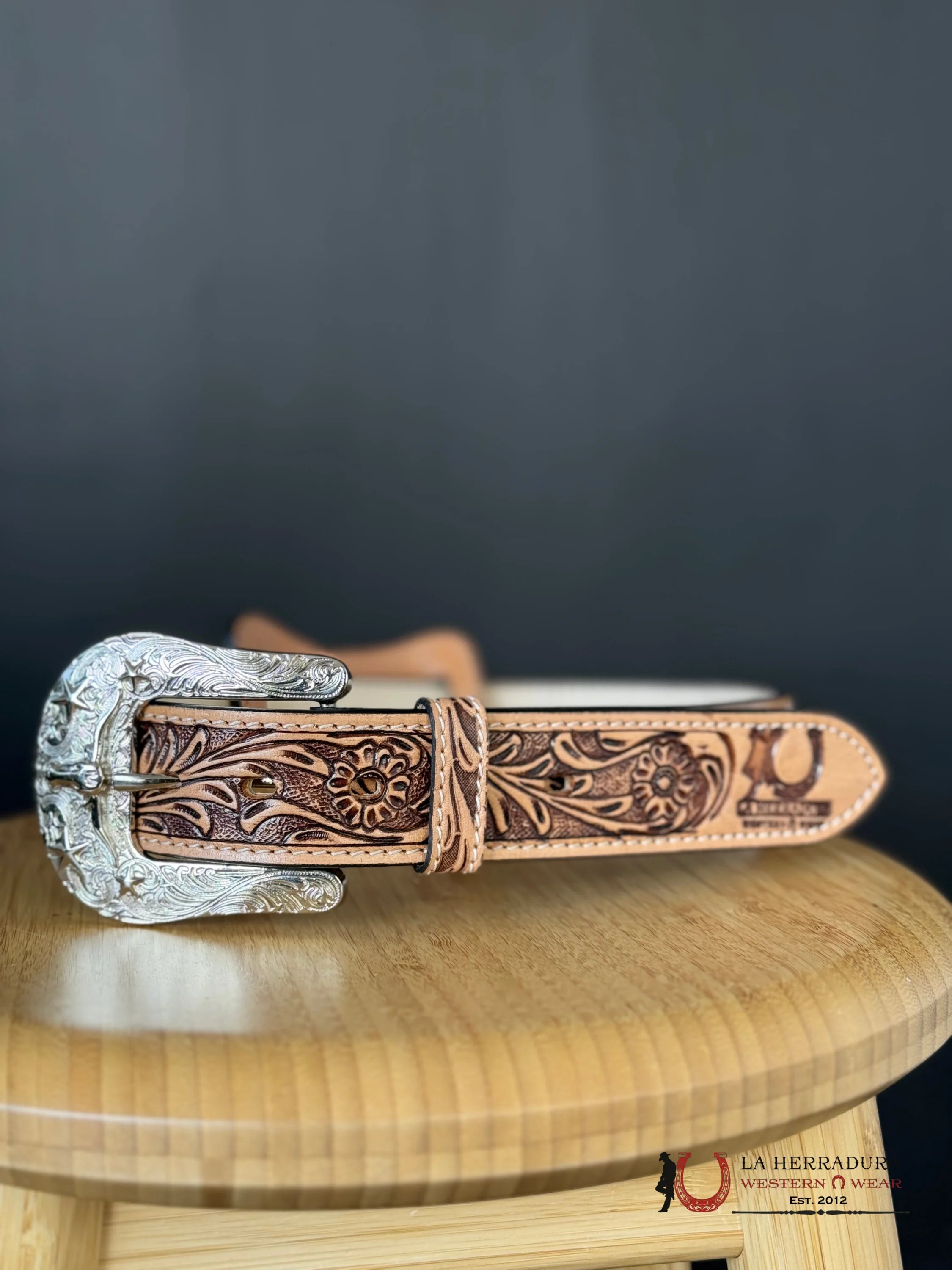 Cinto Azteca Cuero Cincelado White/Blue Teal Only Belt! Cinturones Hombres