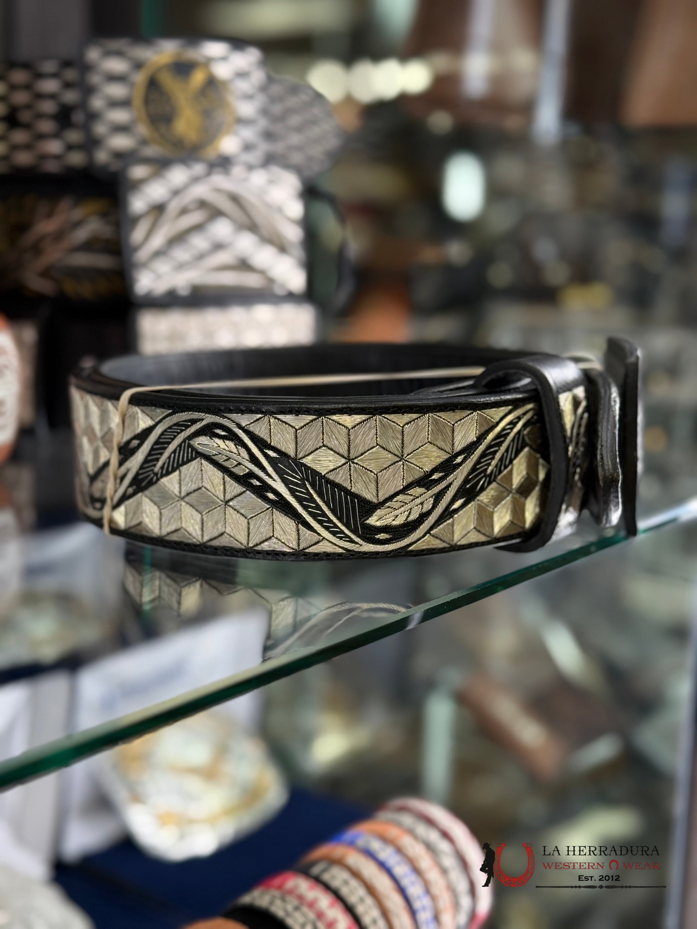 CINTO DE PLATA FLORA CON ROMBOS CINTURONES HOMBRES