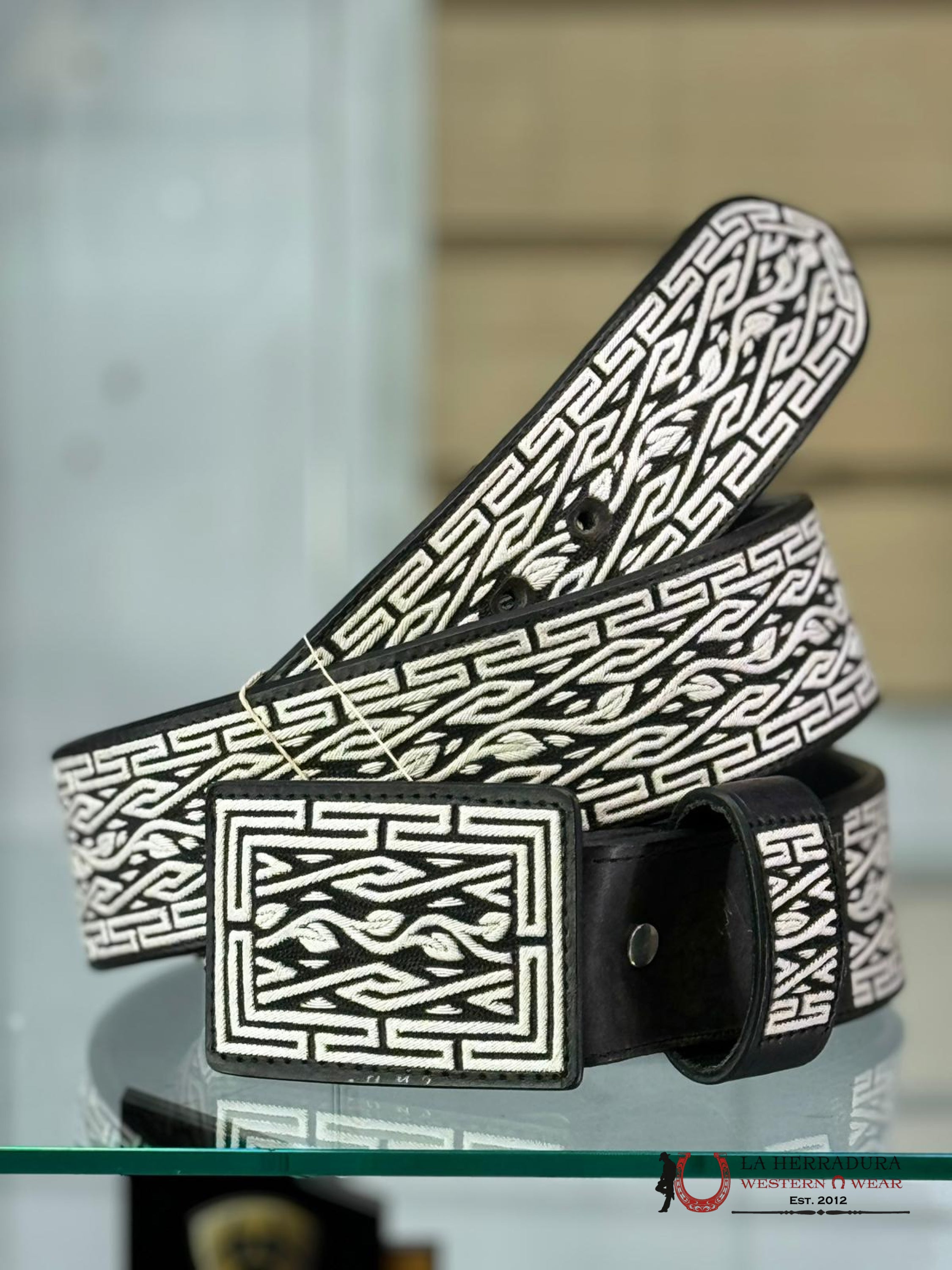 Cinto Negro Piteado Frondoso Ondas Griegas Cinturones Hombres