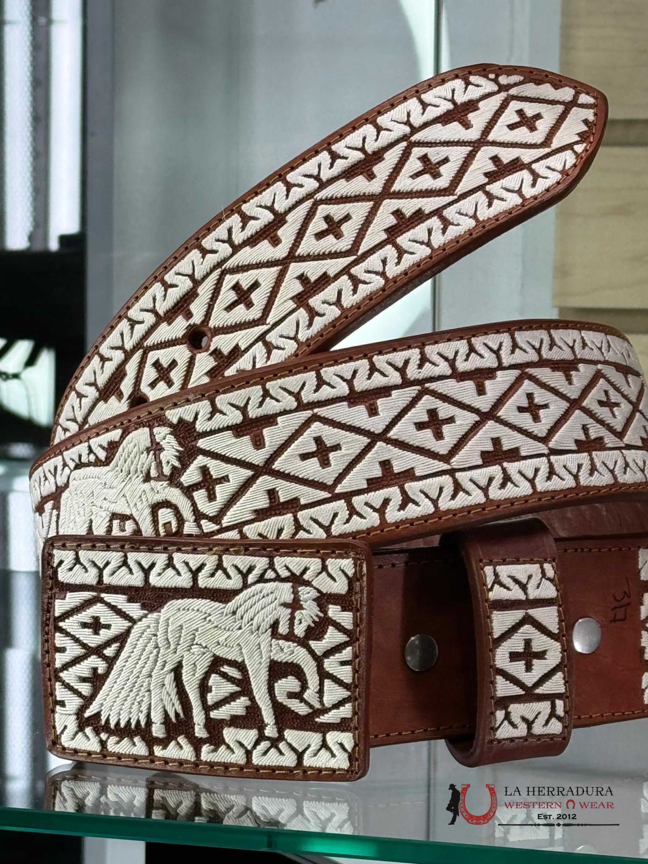 Cinto Piteado Cafe Caballo Diamante Cruz Cinturones Hombres