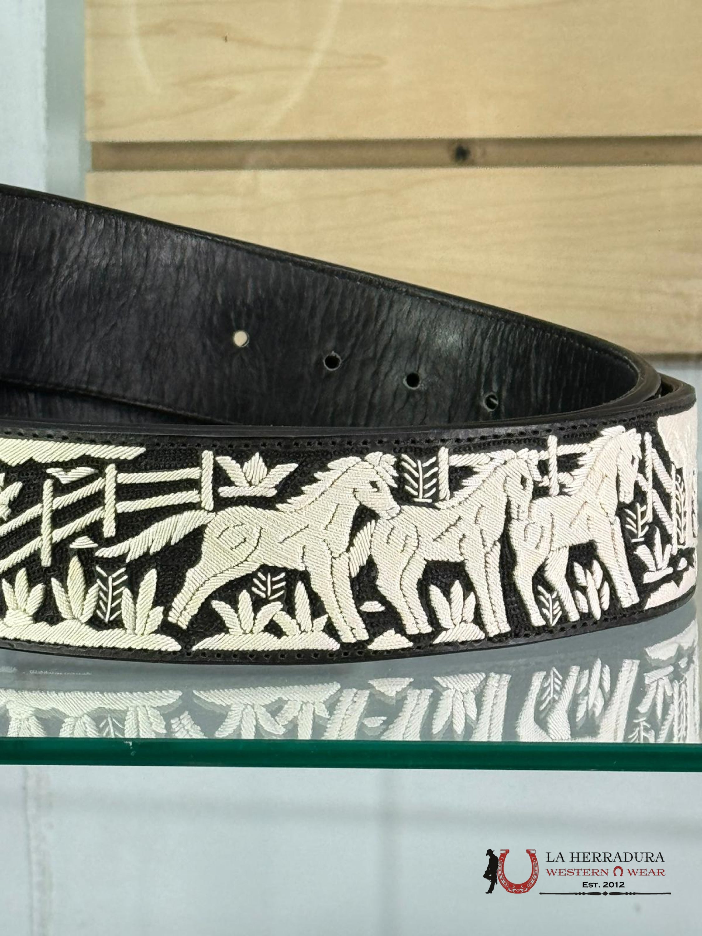 Cinto Piteado Negro Y Blanco Estilo Rancho Cinturones Hombres