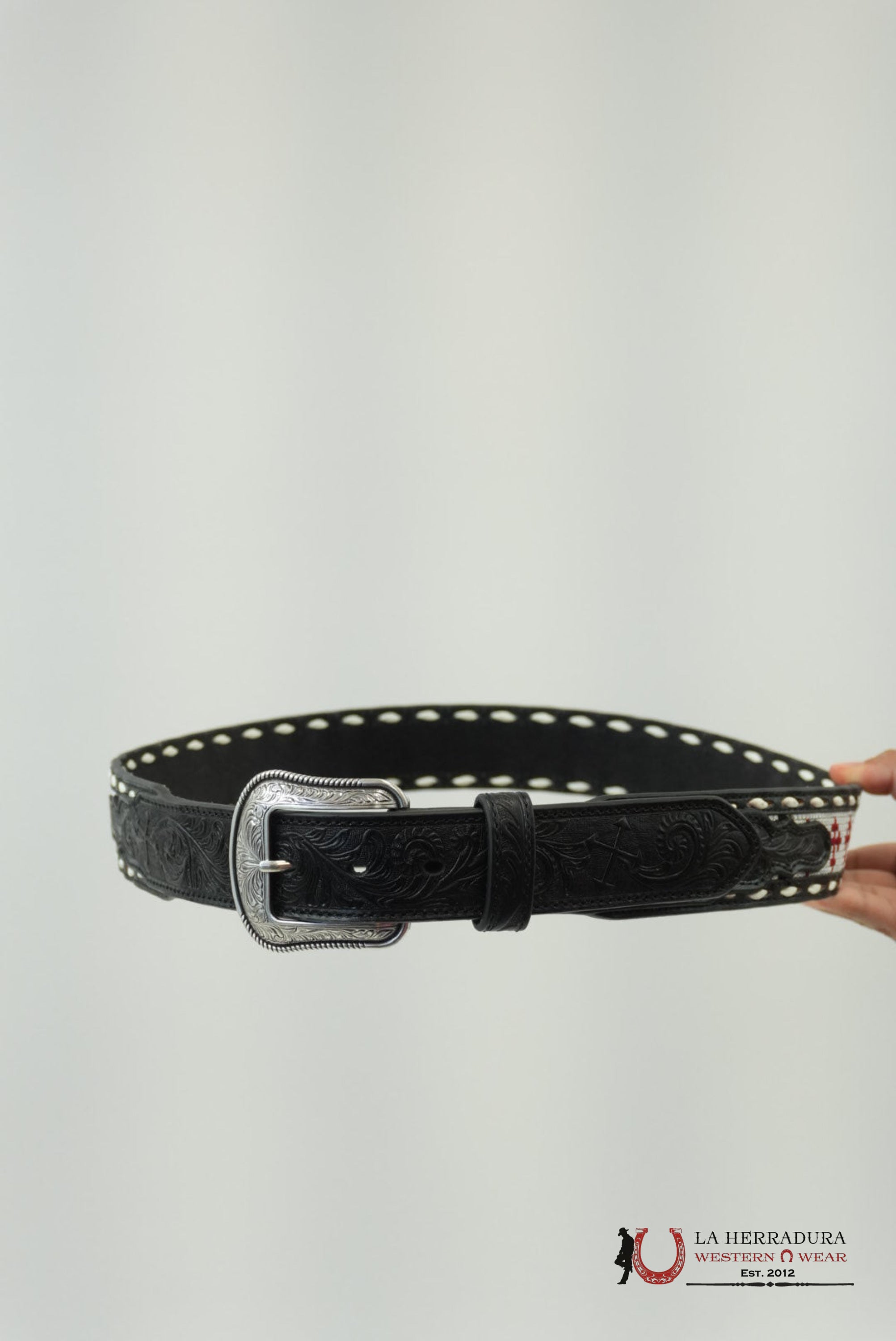 CINTURON NOCONA BELT CO. PARA HOMBRE AZTECA WHITE / RED CINTURONES HOMBRES