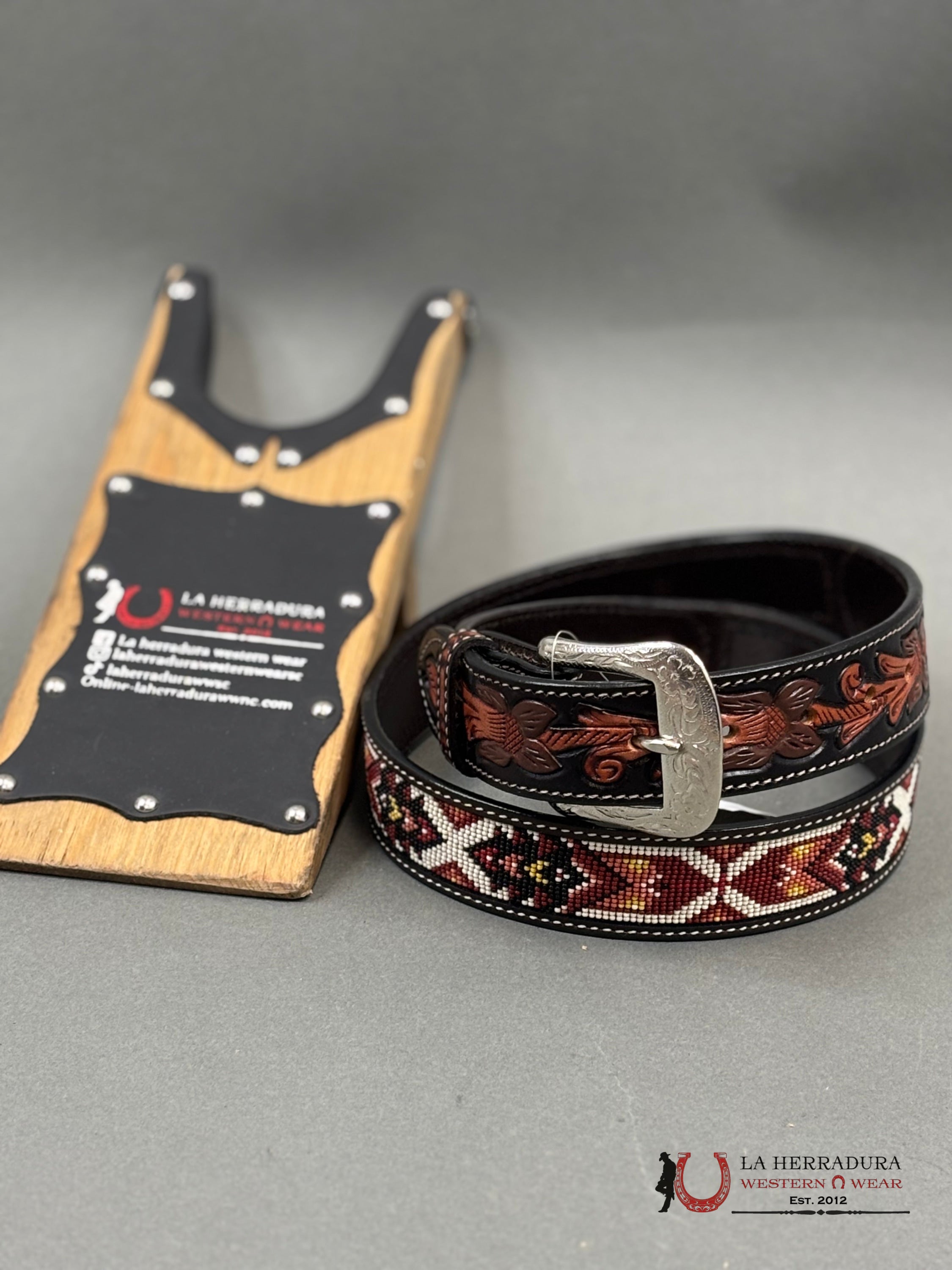 Cinturon Ranger Belt Co. Para Hombre Cafe Cincelado/Azteca Rojo Blanco Cinturones Hombres