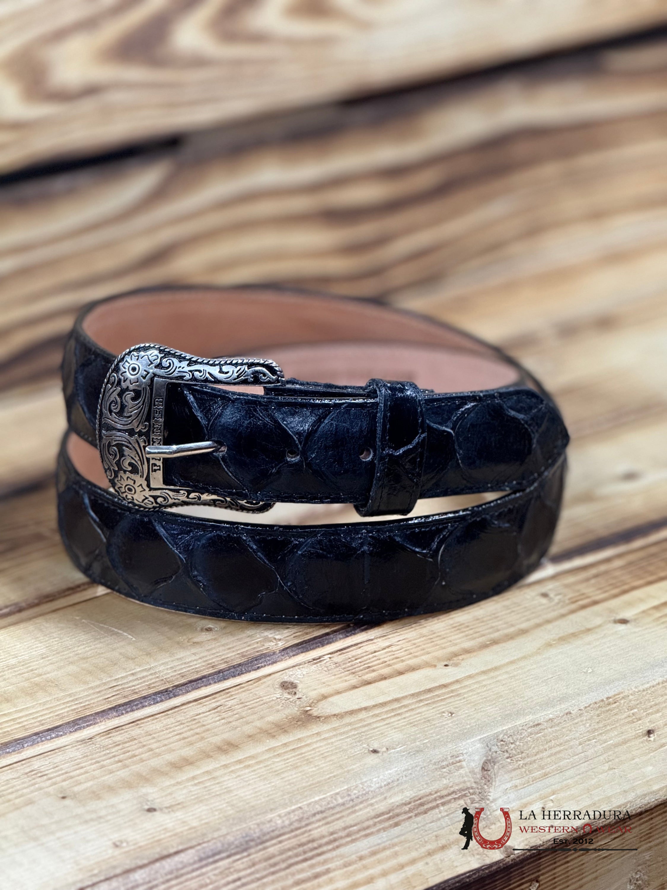 CINTURON TANNER MARK PARA HOMBRE PESCADO IMIT NEGRO- TMB201717 CINTURONES HOMBRES