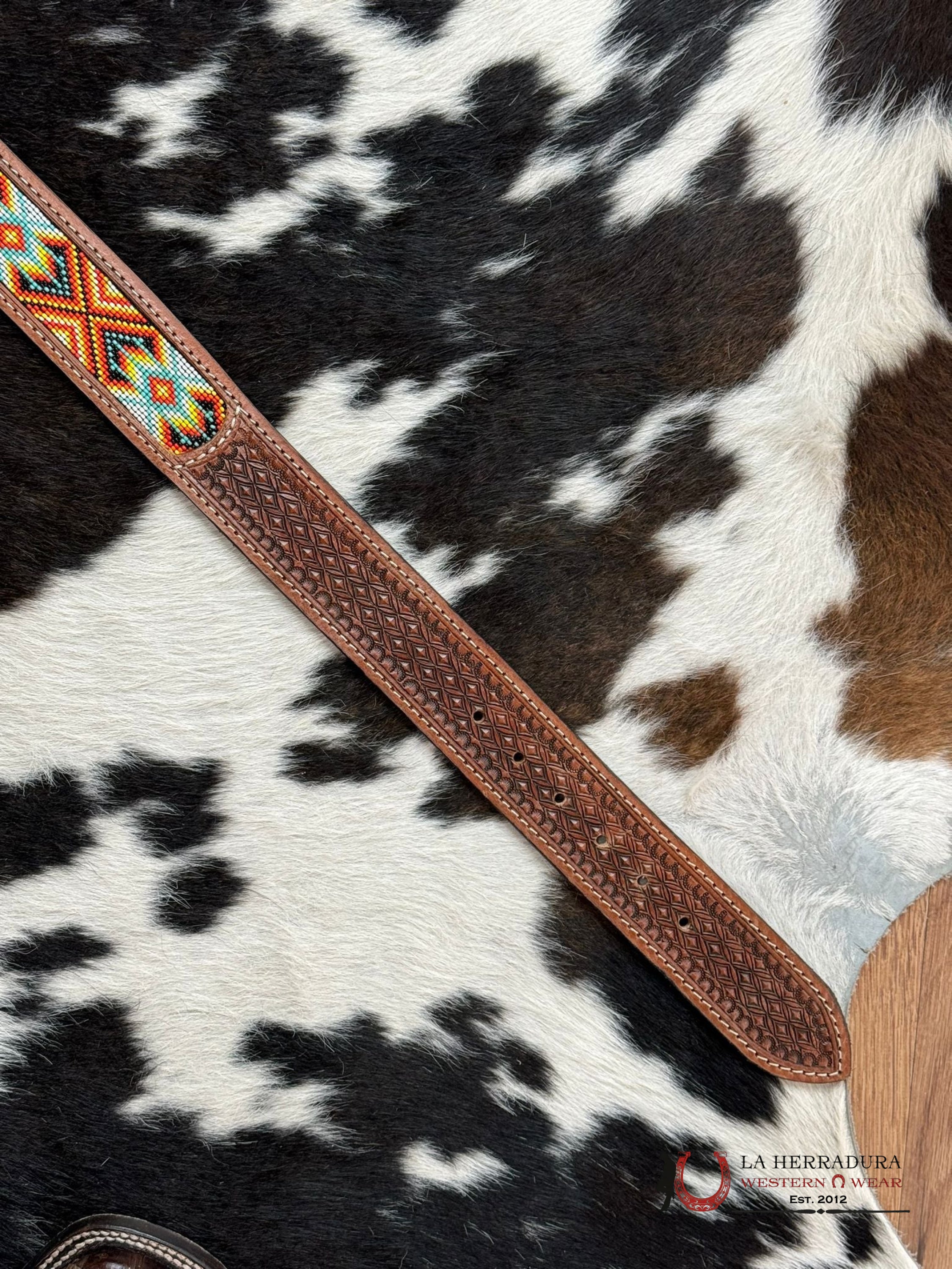 Cinturón Twists Detail Beaded Yellow Western Style Cinturones Hombres