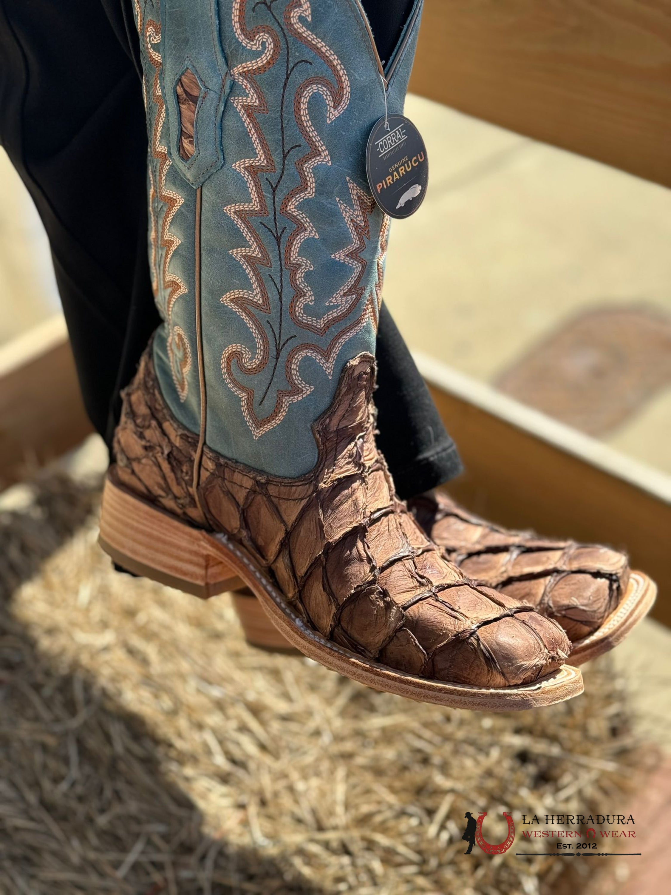 Womens Corral Light Brown Blue Top Fish Pirarucu Embroidery Botas Mujeres