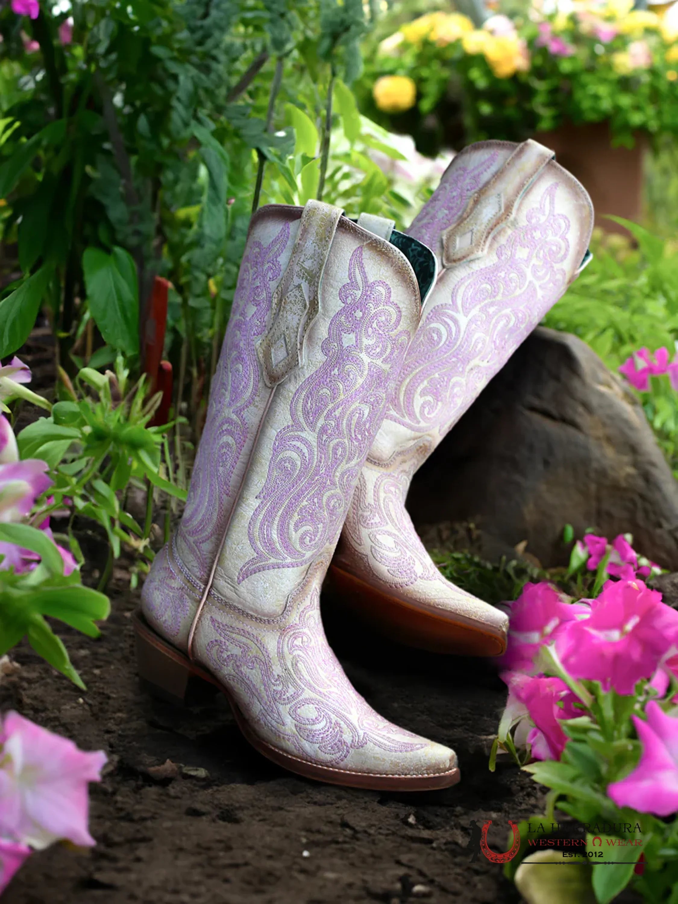 CORRAL LD CRACKLED WHITE-PINK LUMINESCENT EMBROIDERY -C4143 BOTAS MUJERES