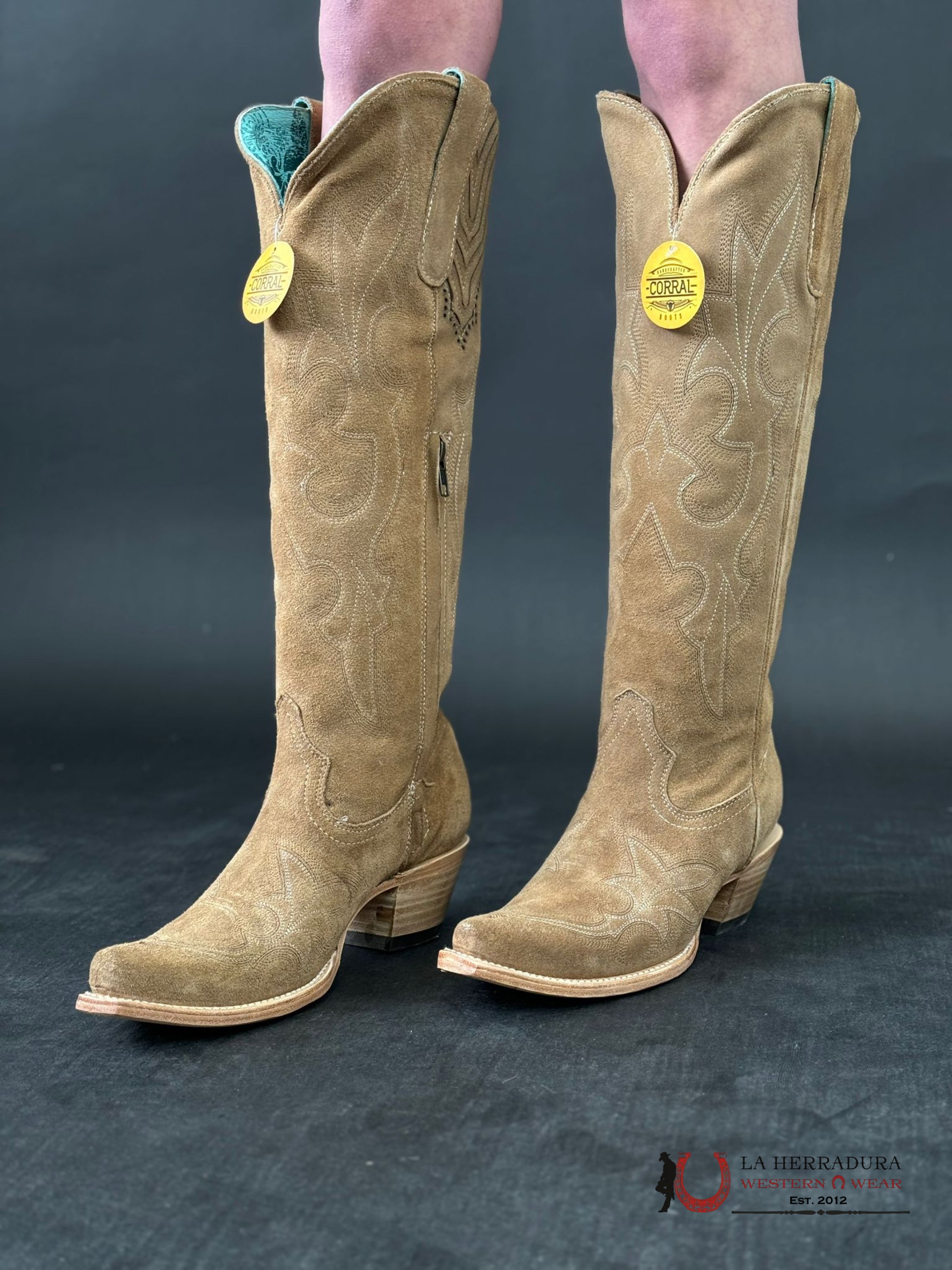 Corral Tall Boot Sand Suede Embroidery Botas Mujeres