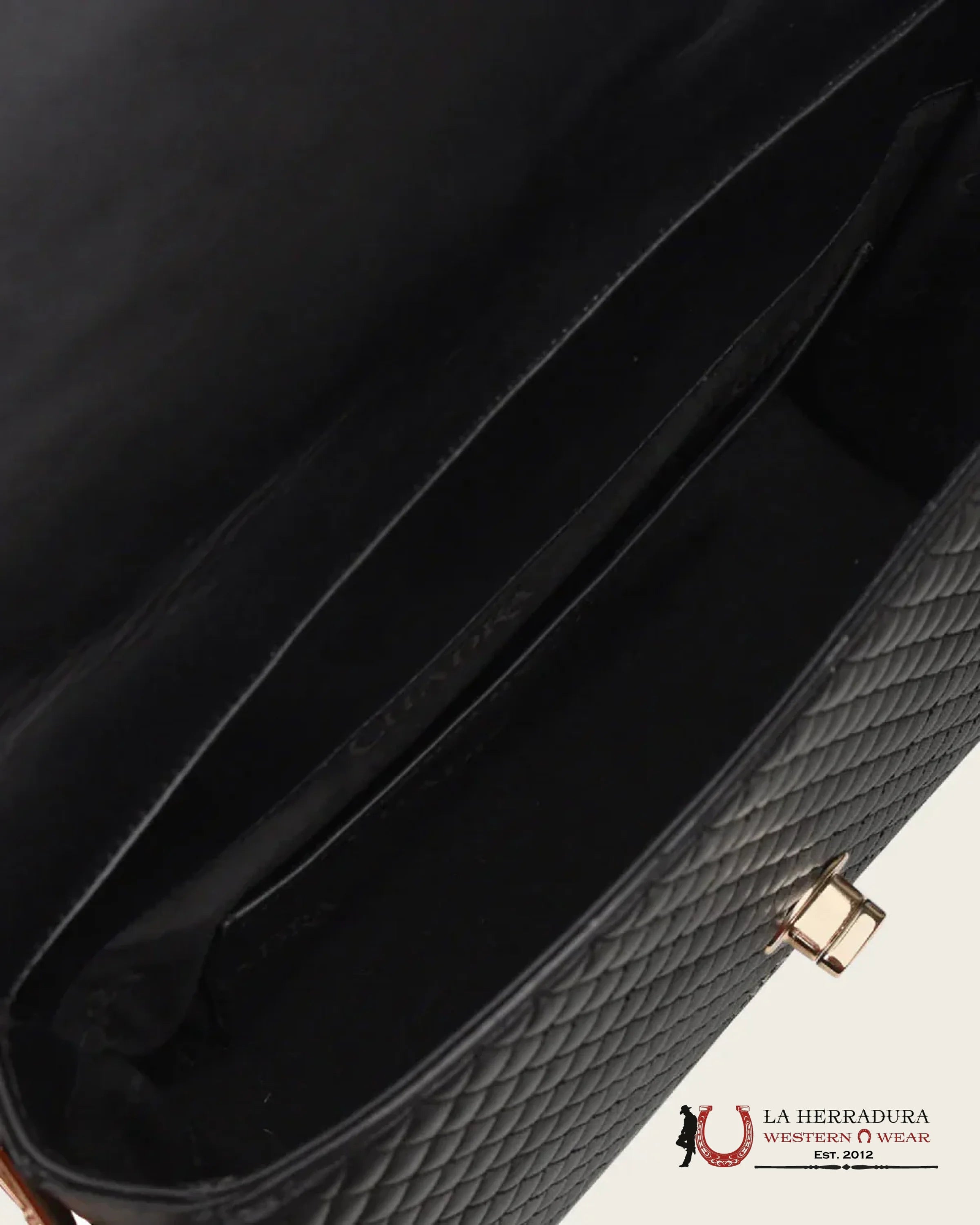 Cuadra Black Stingray Embroidery Handbag Ropa Mujeres