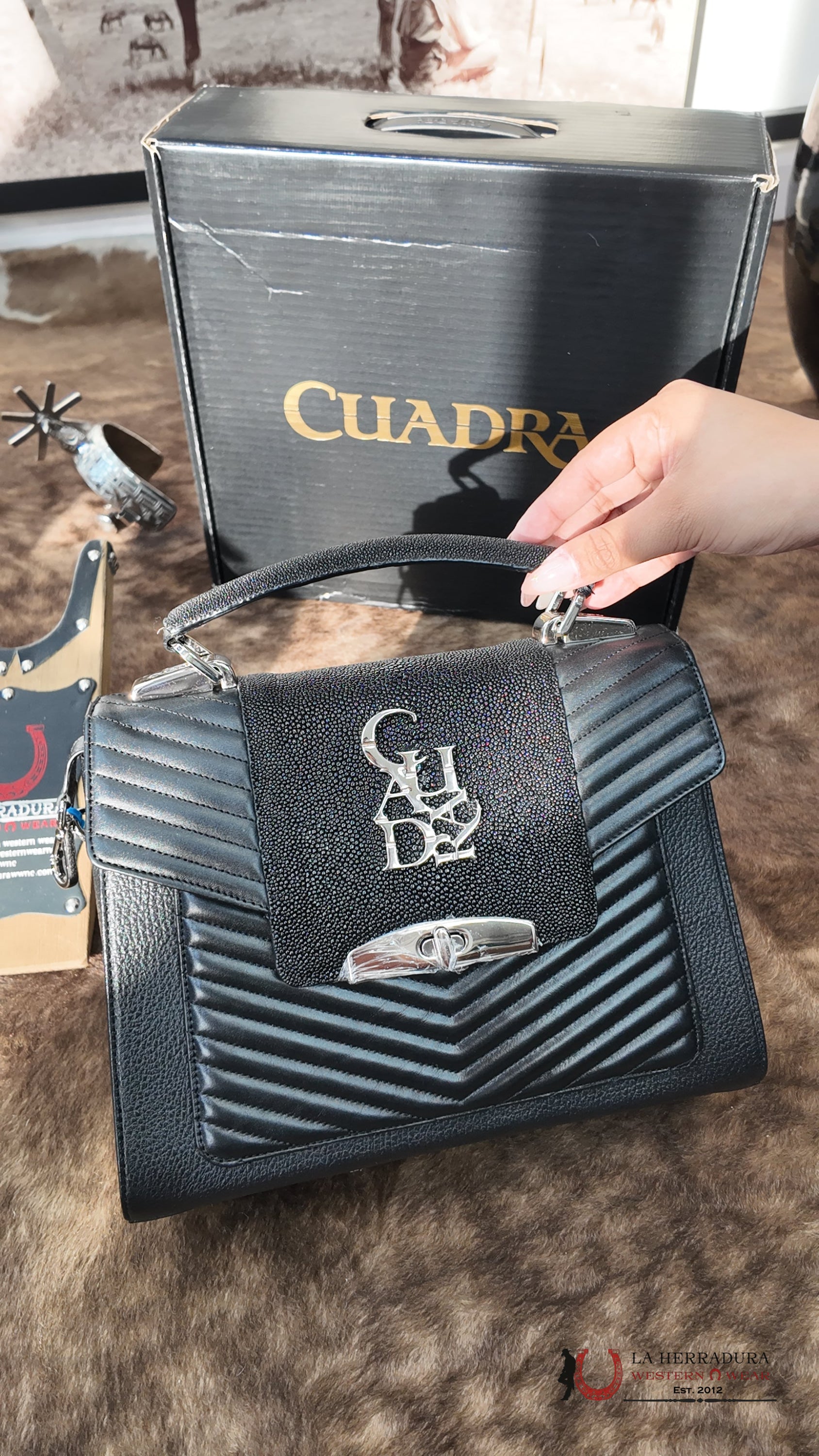 CUADRA Bolsa Mantarraya Negro Women ROPA MUJERES