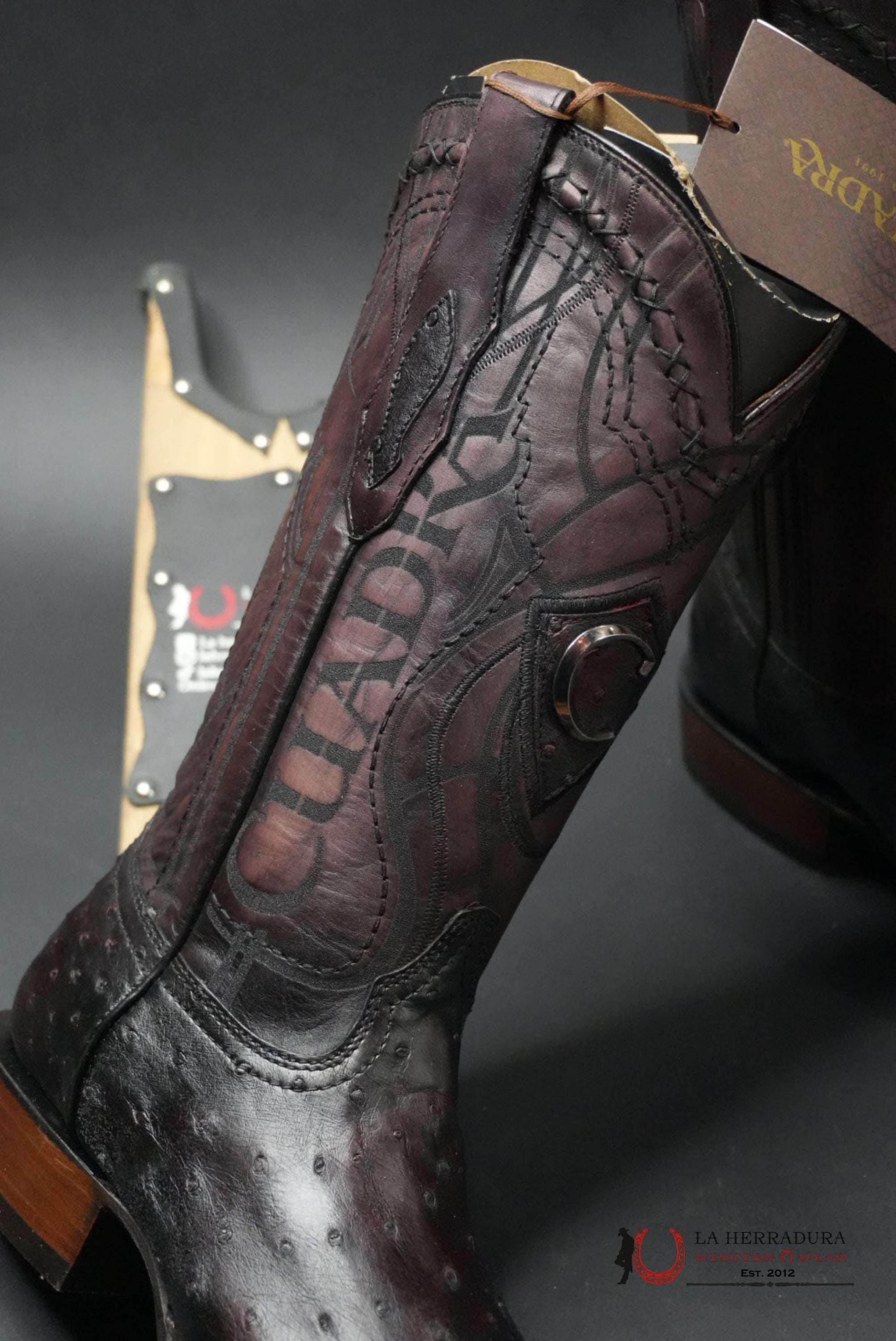 CUADRA BOOTS OSTRICH BLACKCHERRY LASER & EMBROIDERY SQUARE TOE