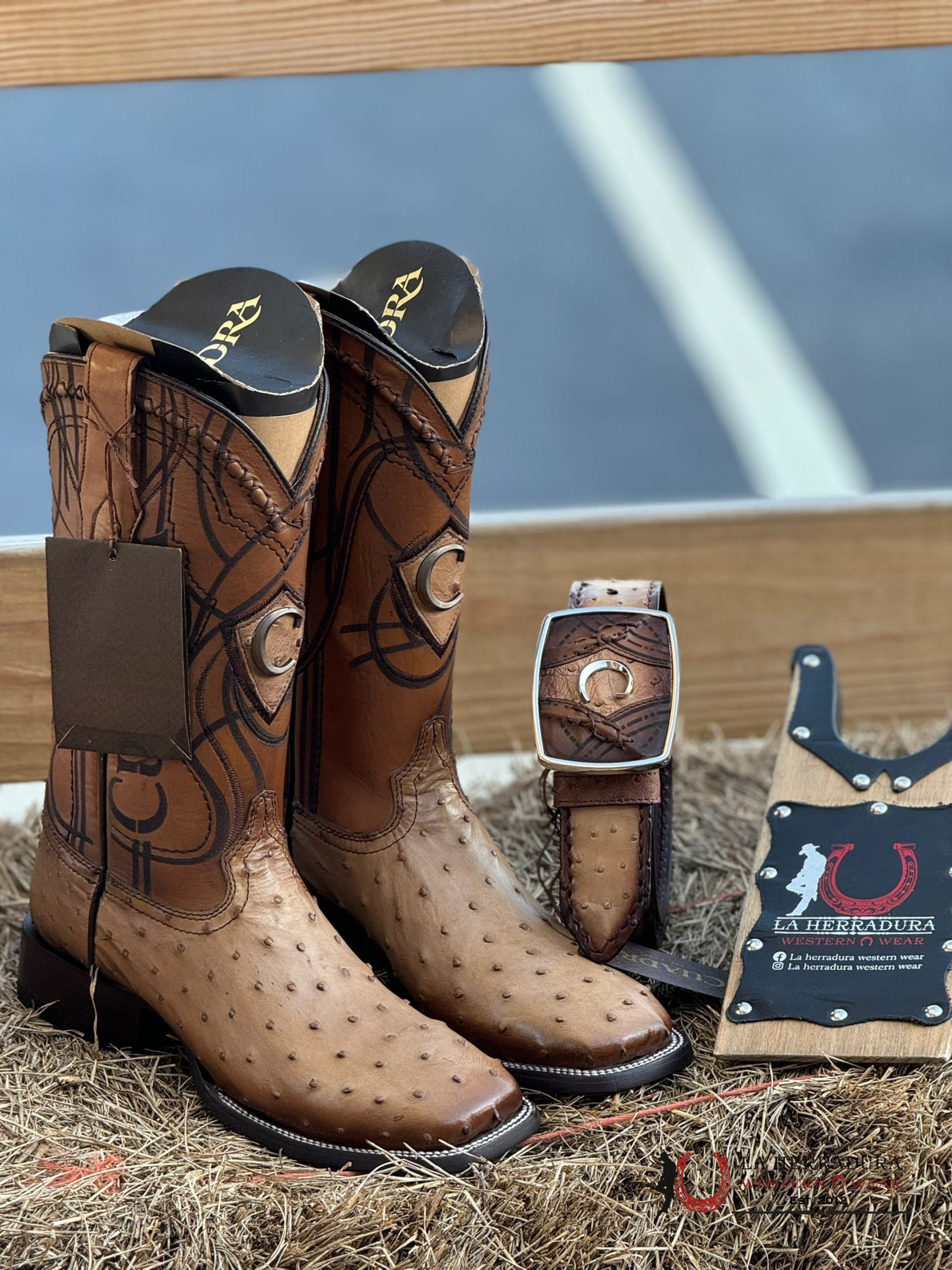 Cuadra Boots Ostrich Flame Orix Laser & Woven Square Toe Botas Hombres