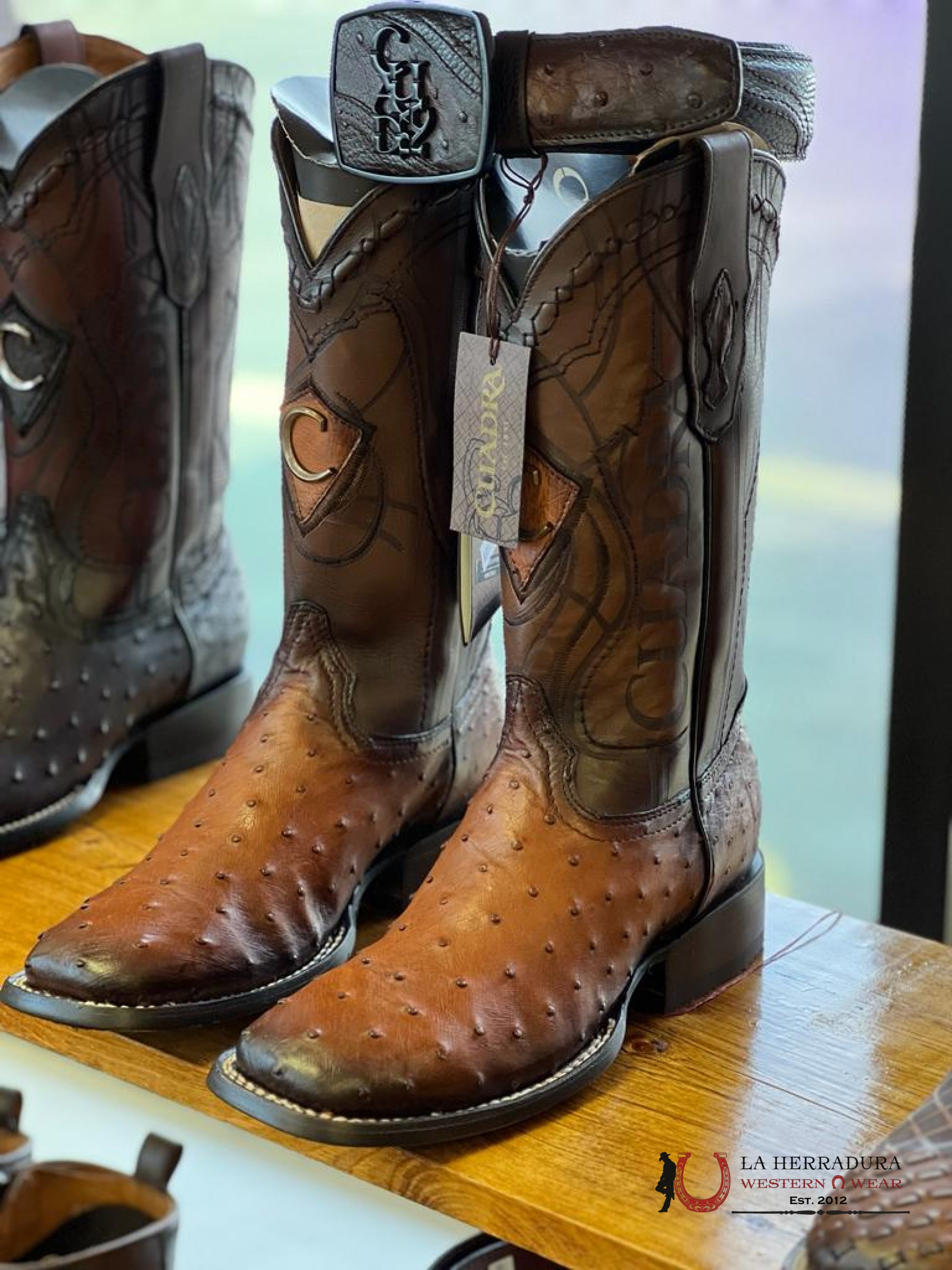Cuadra Boots Ostrich Moroni Castaño Laser & Embroidery Square Toe