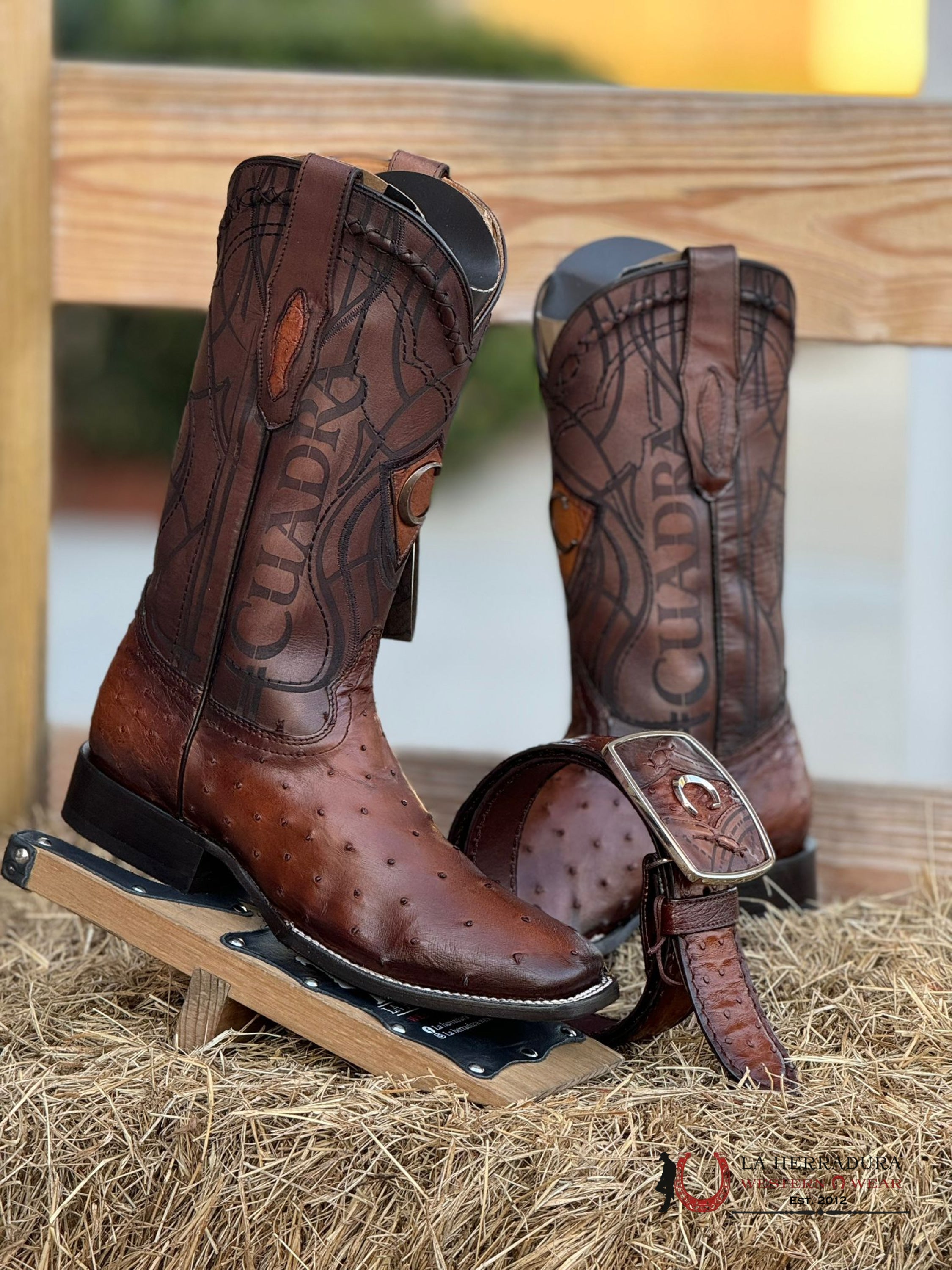 Cuadra Boots Ostrich Moroni Castaño Laser & Embroidery Square Toe