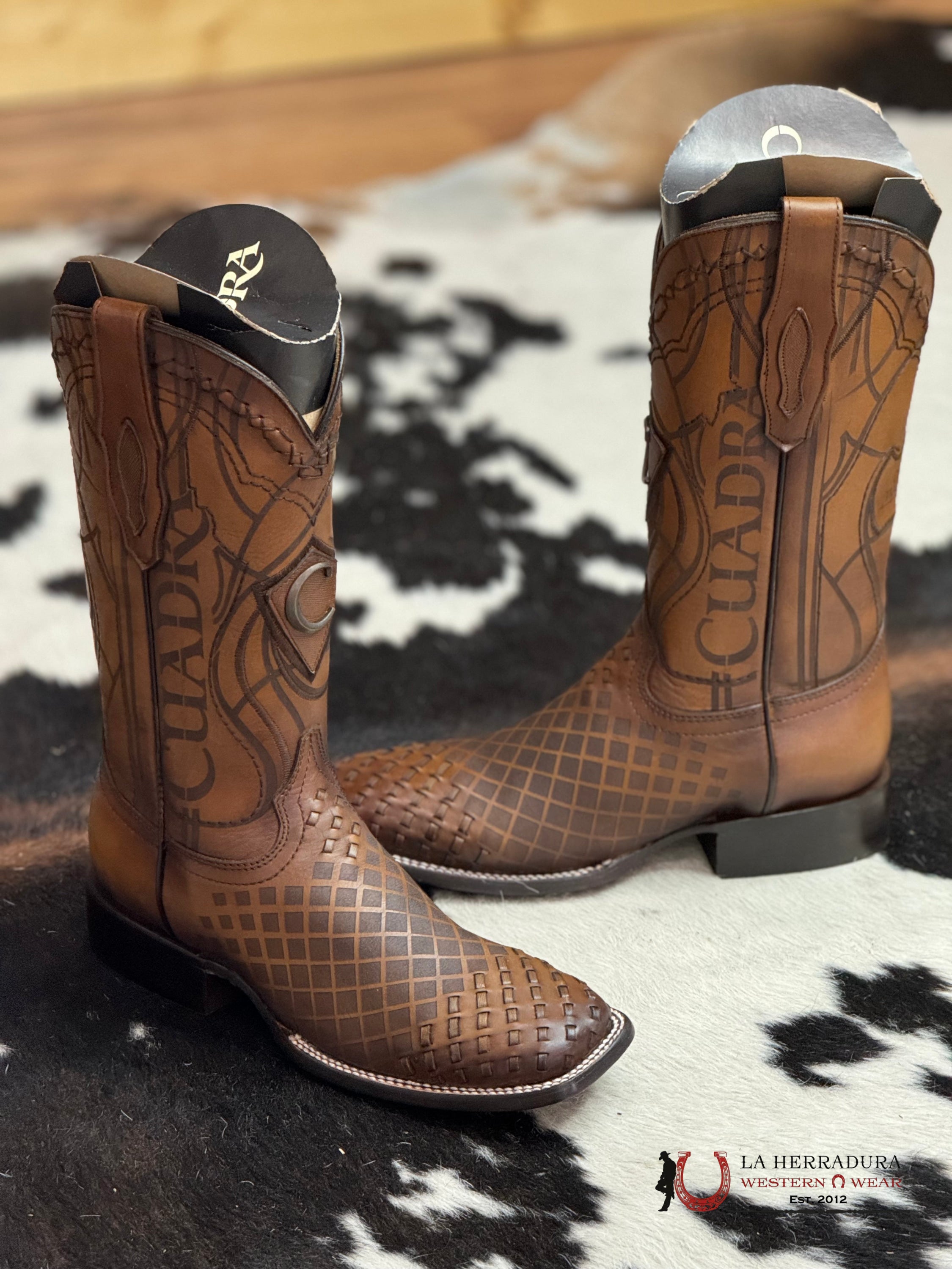 Cuadra Boots Sillero Over Honey Laser & Embroidery Woven Square Toe Botas Hombres