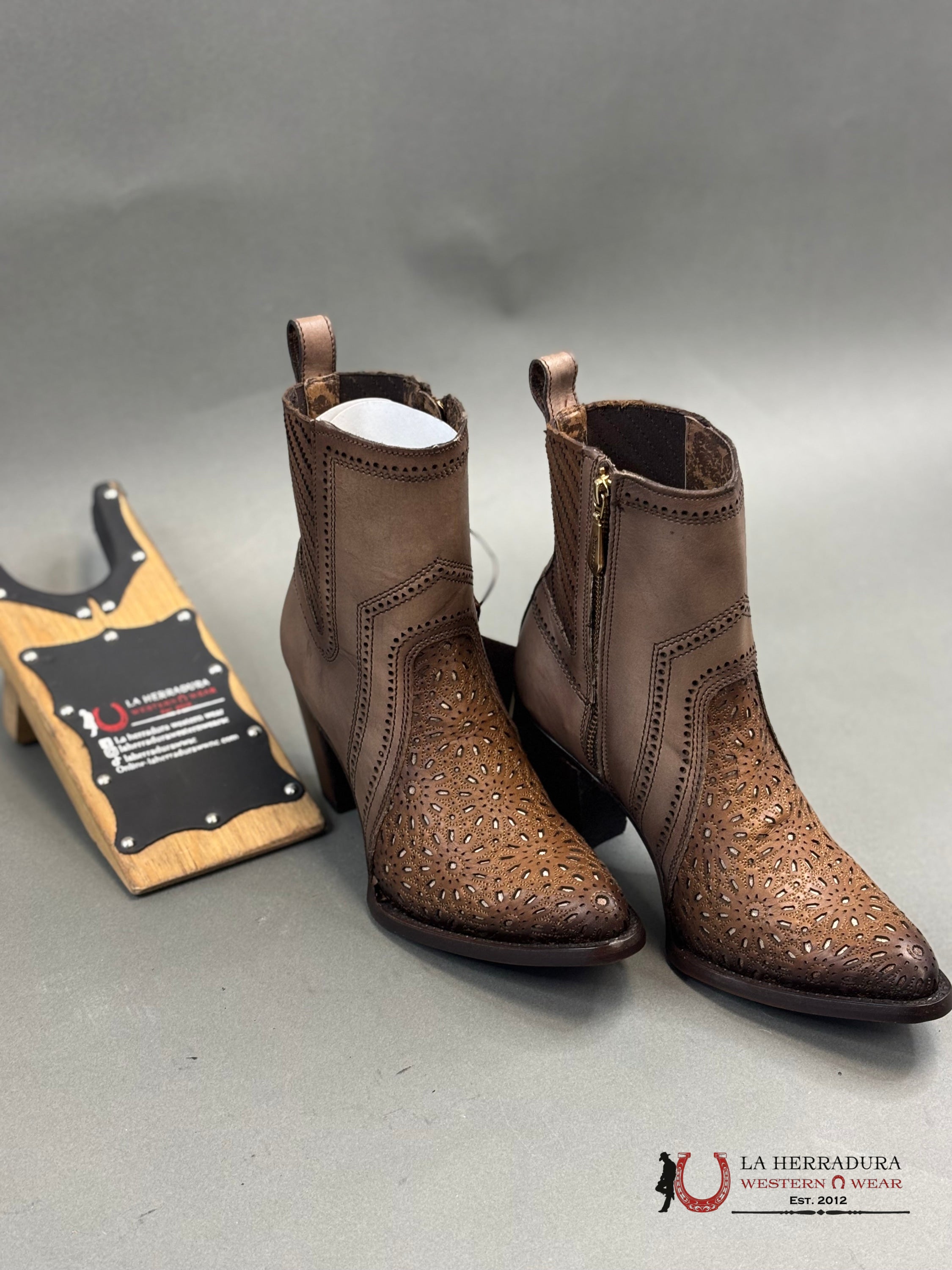 Cuadra Brown Western Crust Maple Leather Ankle Boots For Ladies Cu640 Botas Mujeres