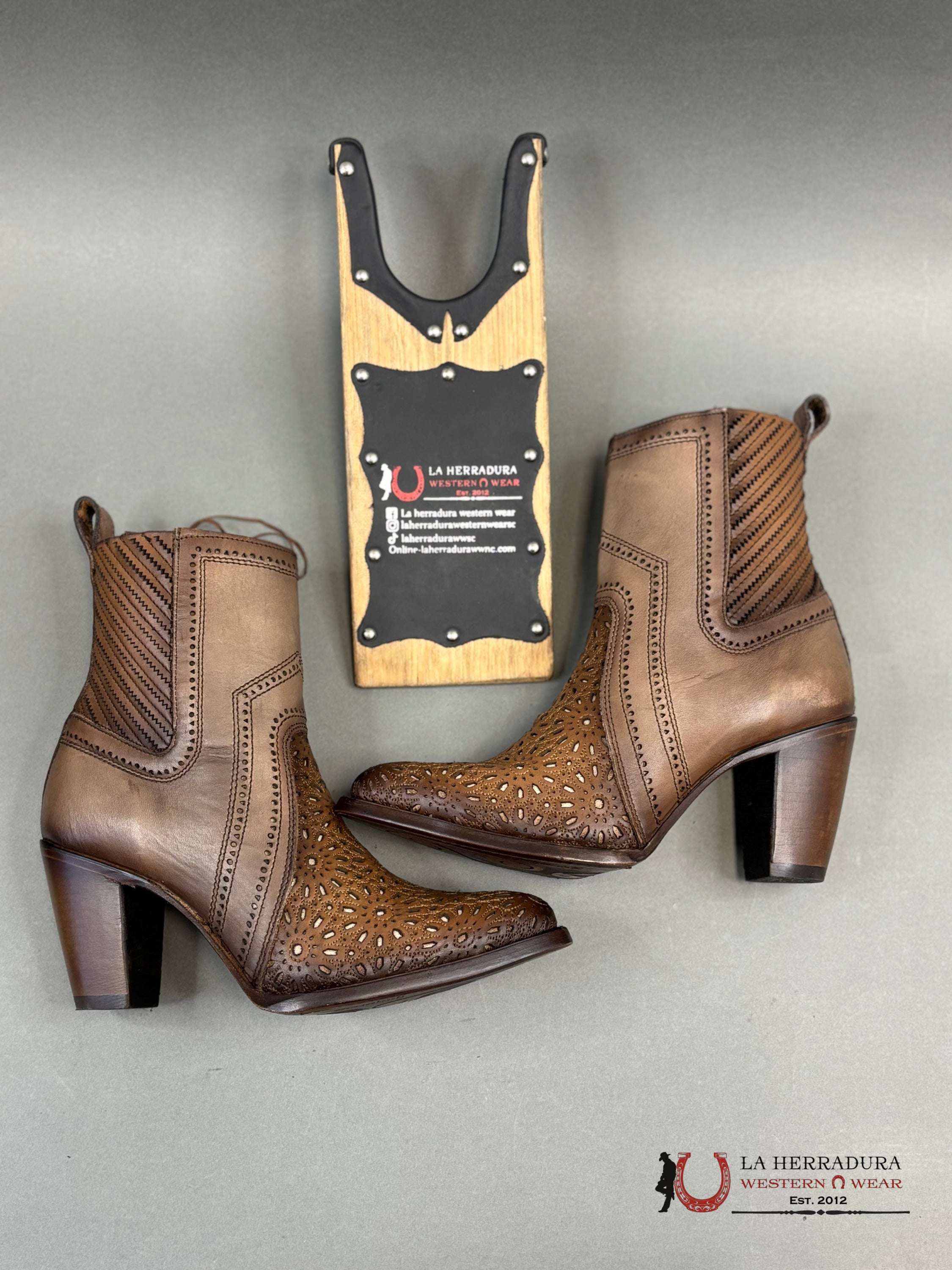 Cuadra Brown Western Crust Maple Leather Ankle Boots For Ladies Cu640 Botas Mujeres