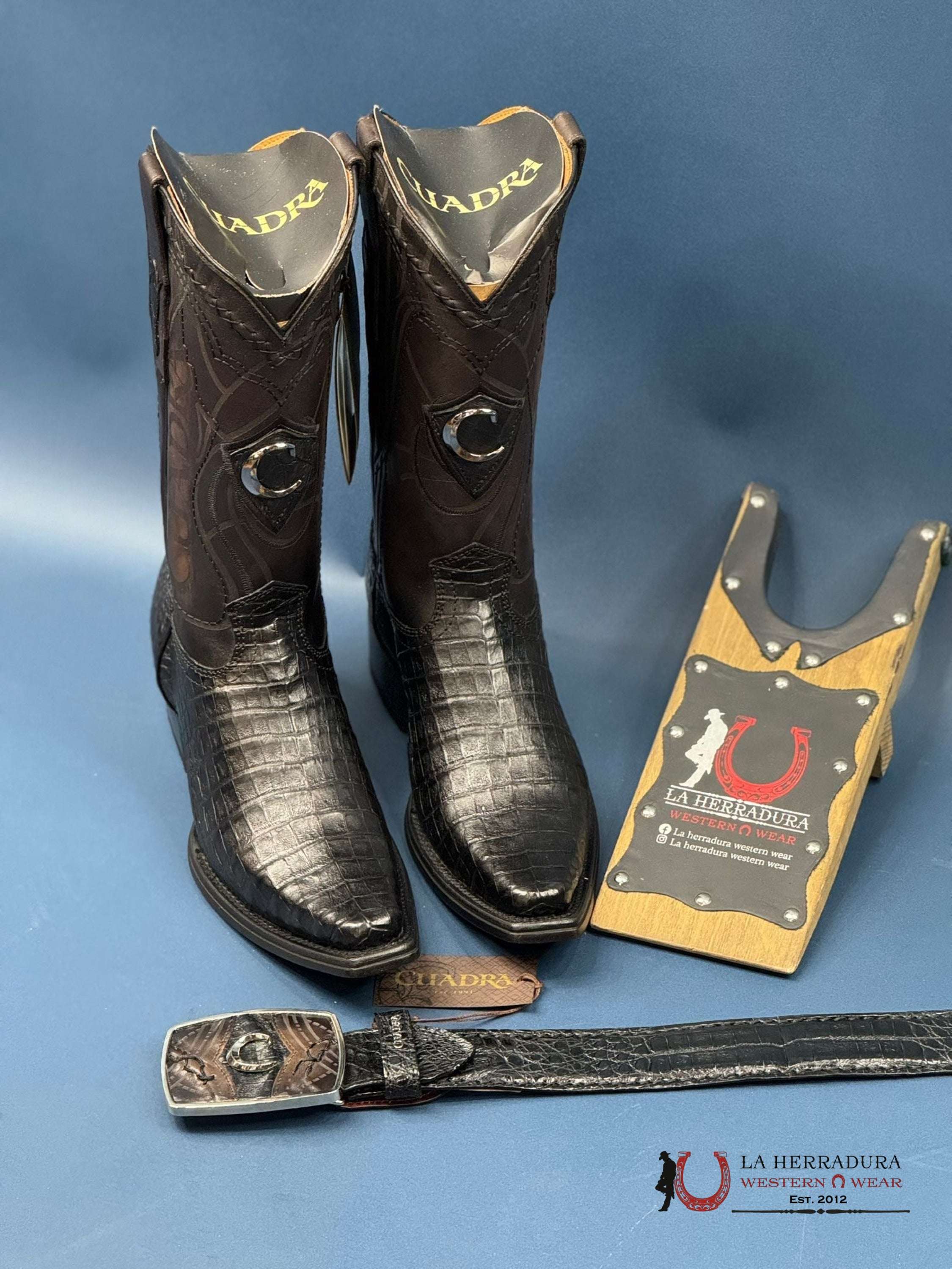 Cuadra Boot Fuscus Caiman Belly Pl Negro Laser & Embroidery Narrow Square Toe Botas Hombres