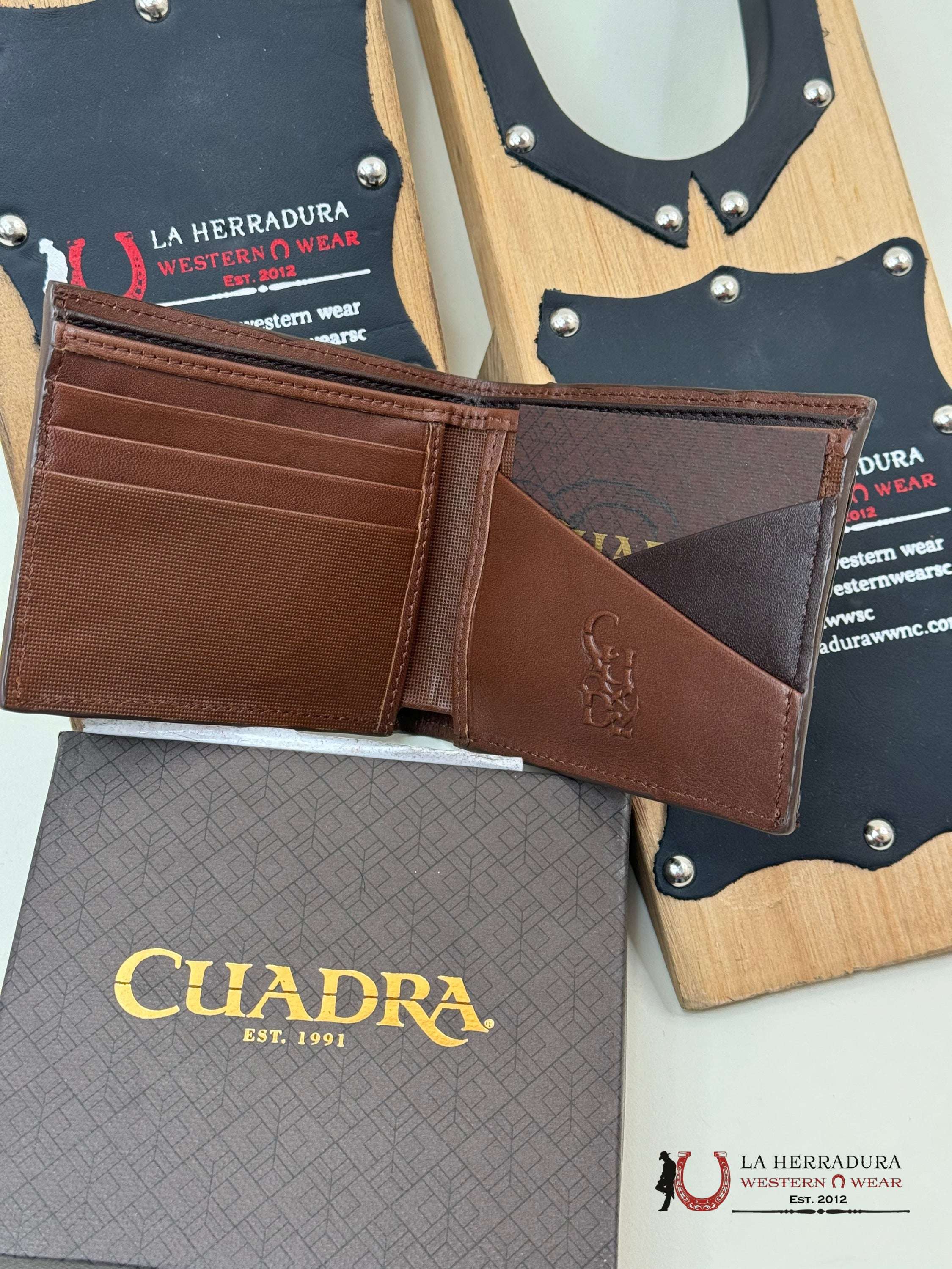 Cuadra Exotic Caiman Brown Wallet Accesorios