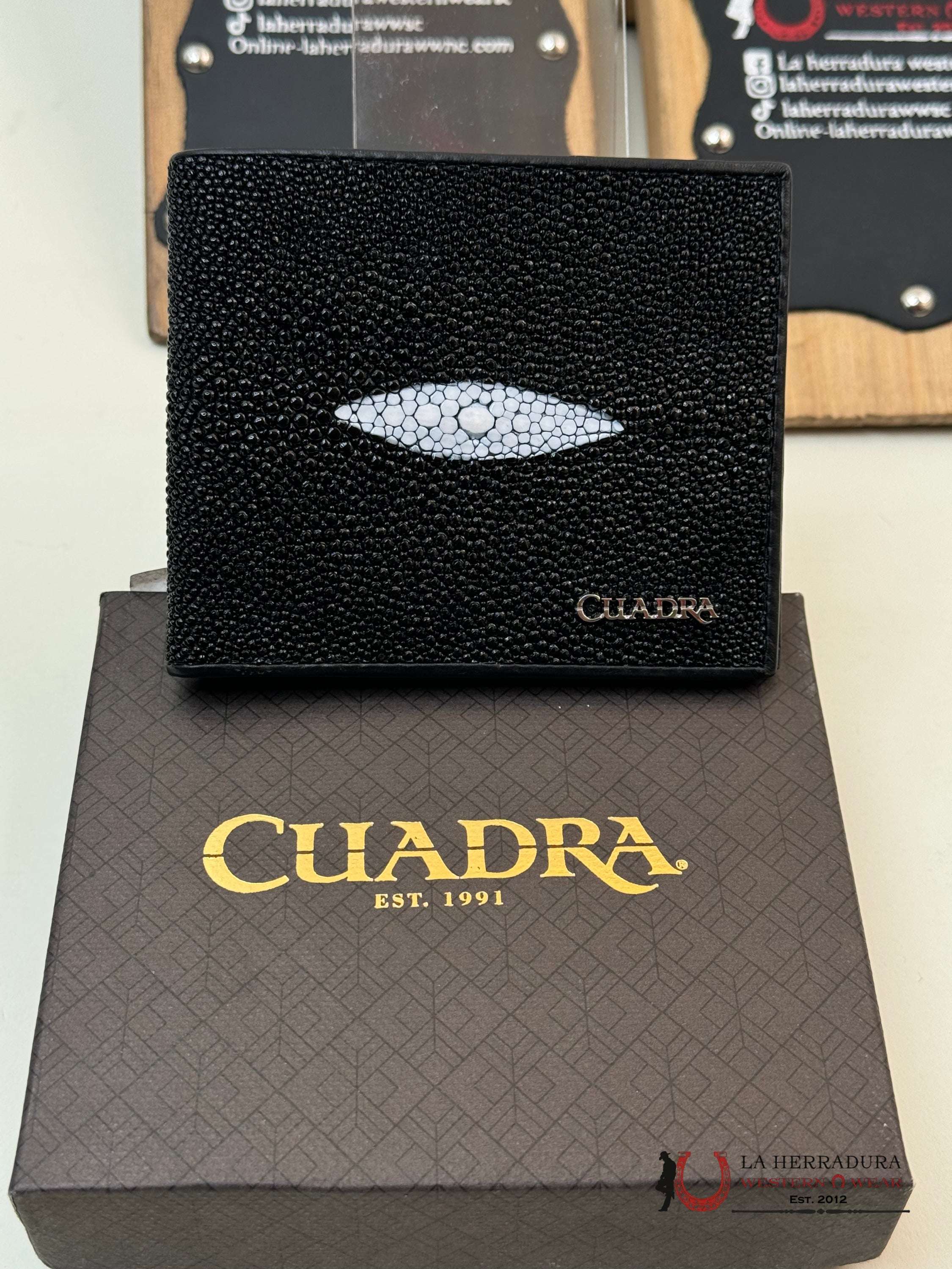 Cuadra Exotic Mantarraya Blac Walletk Accesorios