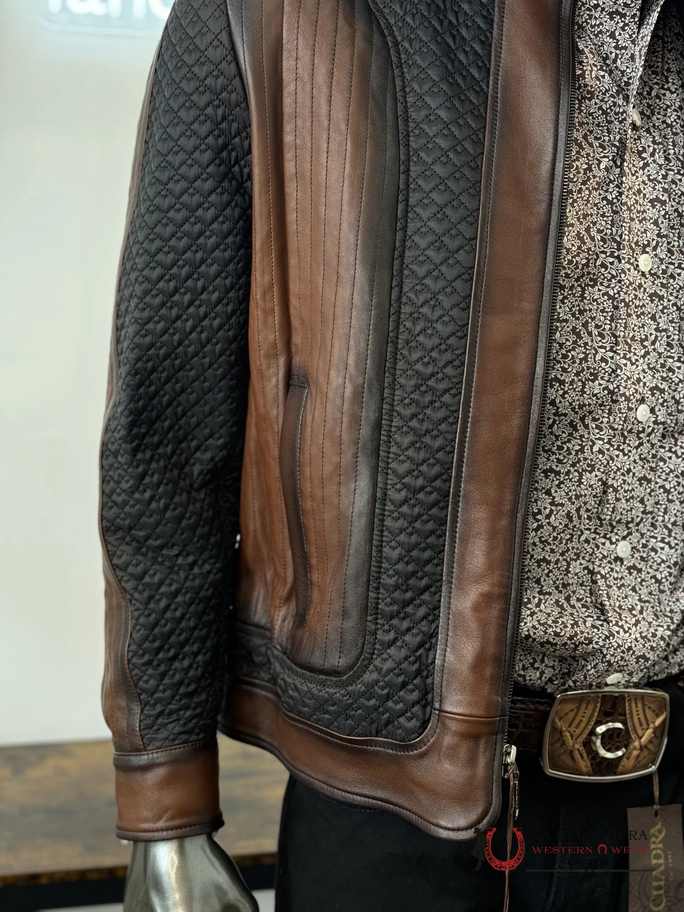 Cuadra Hand-Shaded Cordero Vic Flor Zipper Ropa Hombres