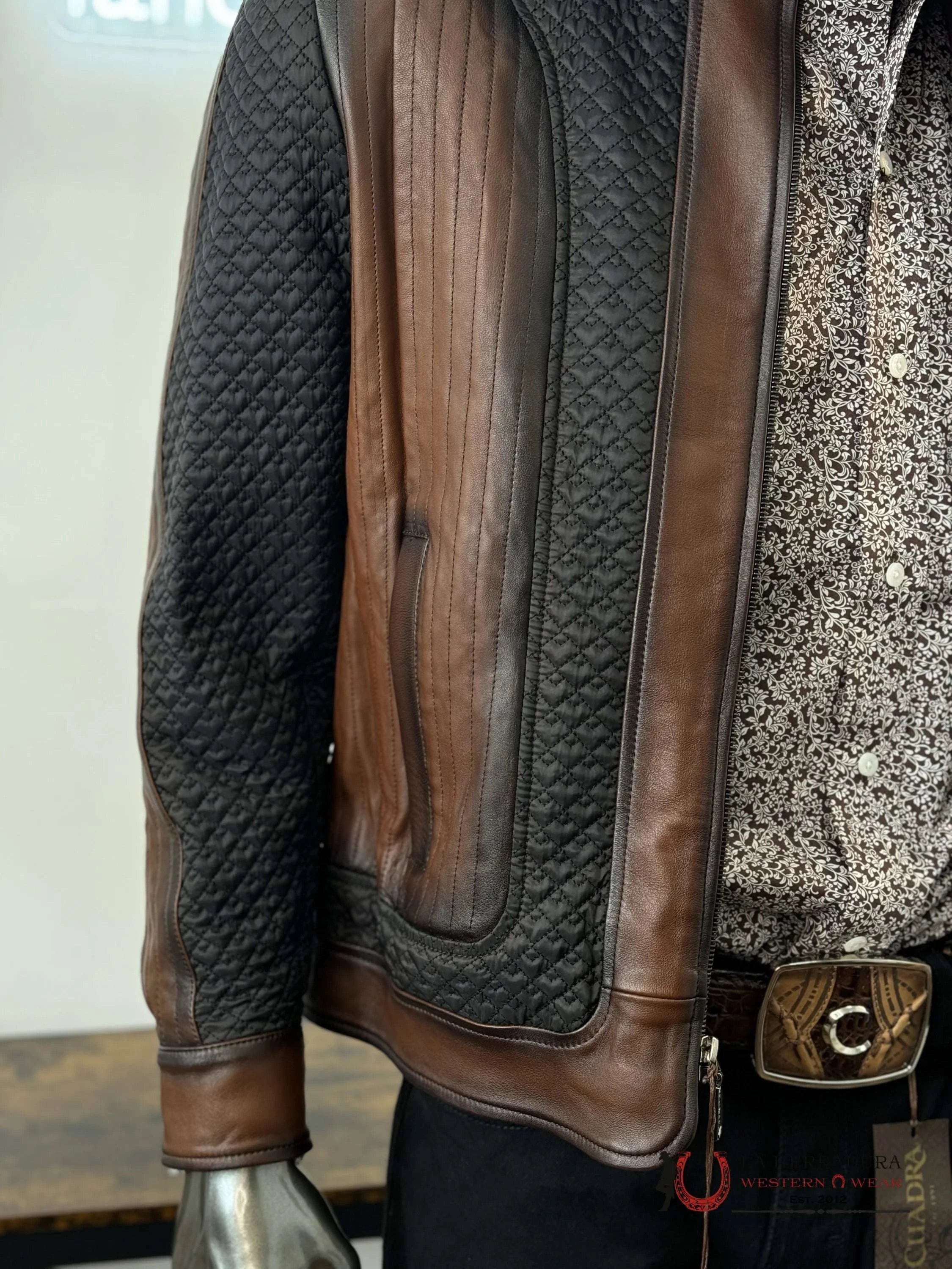 Cuadra Hand-Shaded Cordero Vic Flor Zipper Ropa Hombres