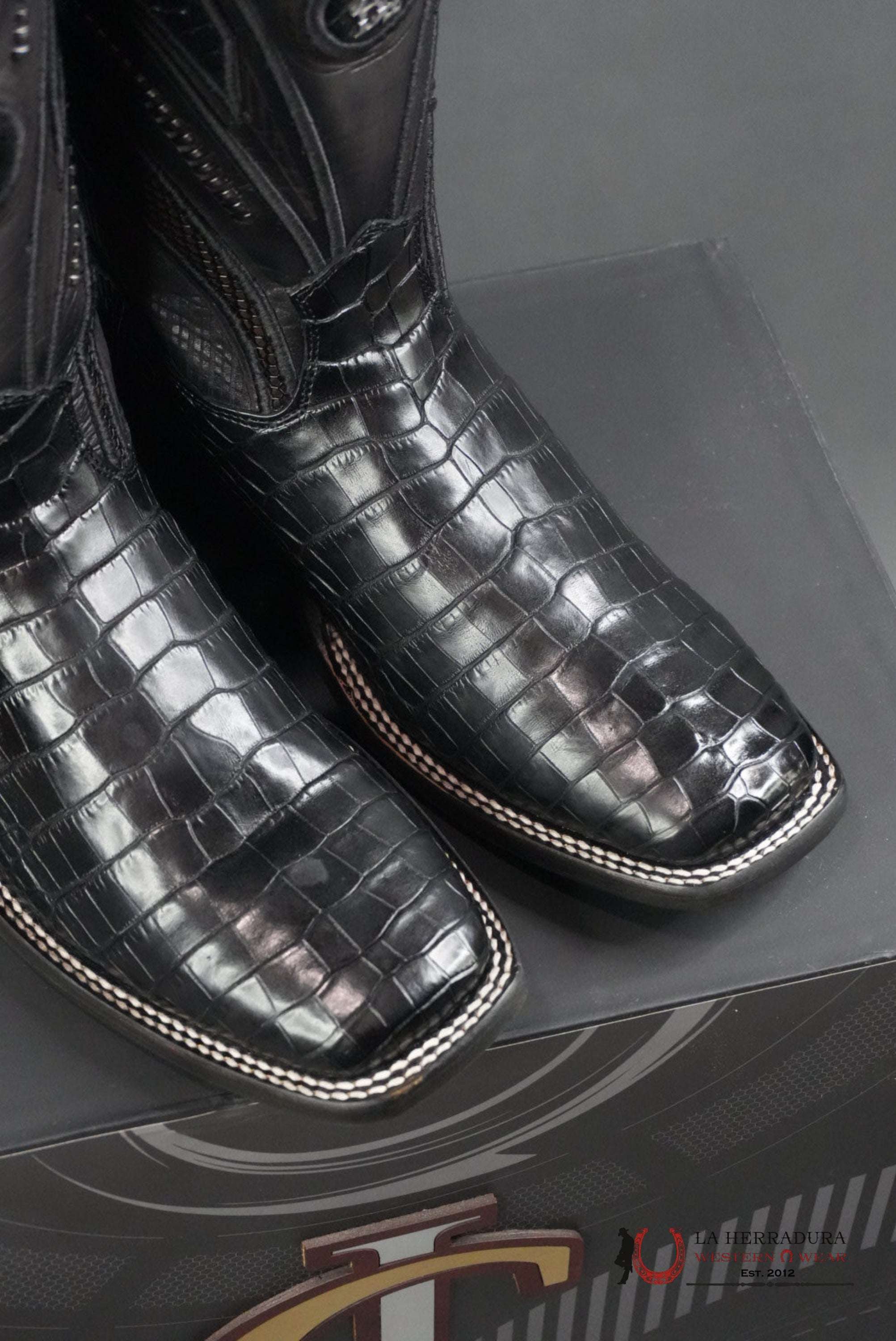 CUADRA IMPERIO BOOTS ALIGATOR/CAIMAN LIMITED EDITION BLACK SQUARE TOE (EE) BOTAS HOMBRES