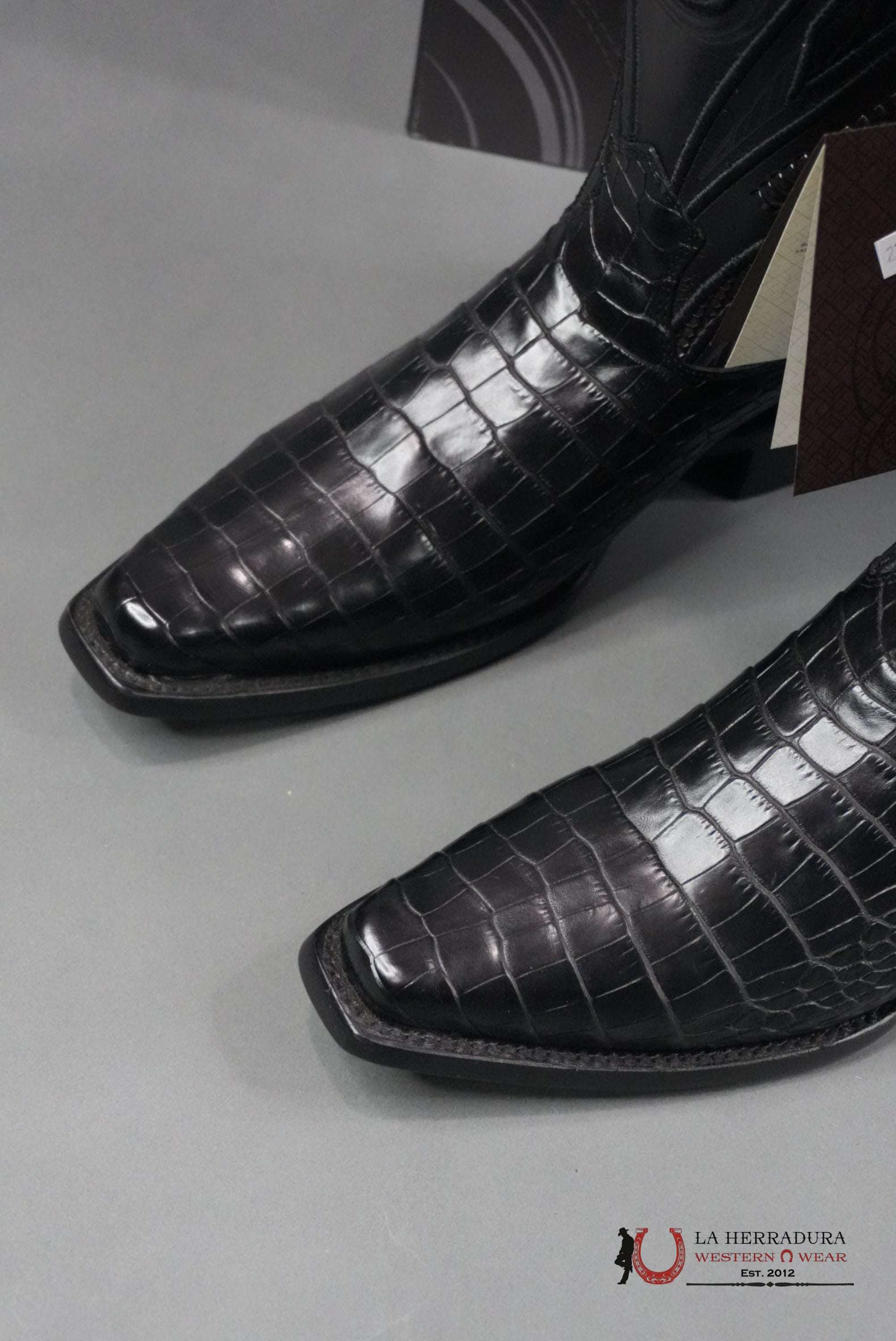 CUADRA IMPERIO BOOTS ALIGATOR LIMITED EDITION BLACK NARROW BOTAS HOMBRES