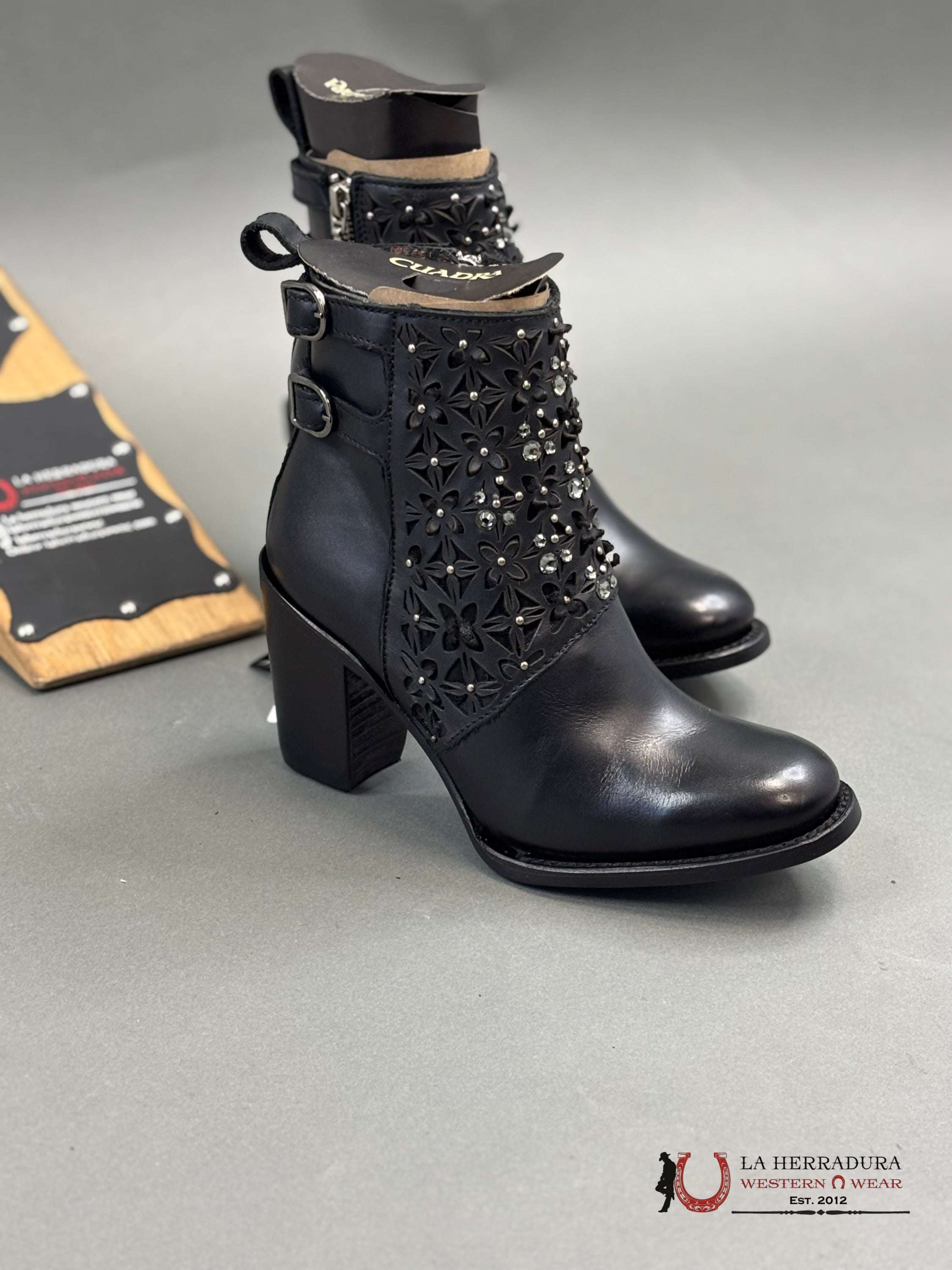 Cuadra Ladies Crystalized Heeled Black Short Boots Nova Negro Cu439 Botas Mujeres