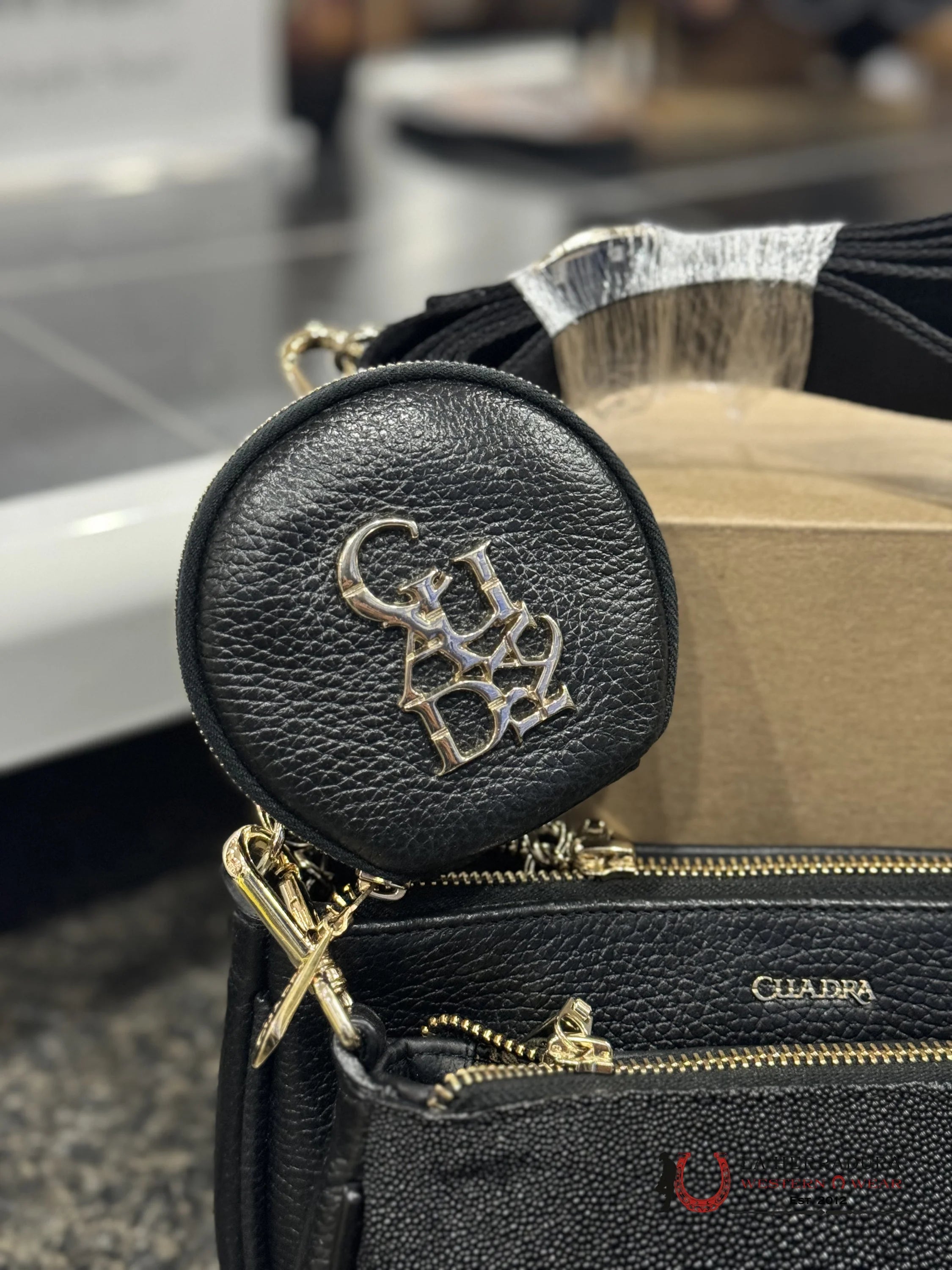 Cuadra Mantarraya Black Stingrey 3In1 Zipper Bag Ropa Mujeres