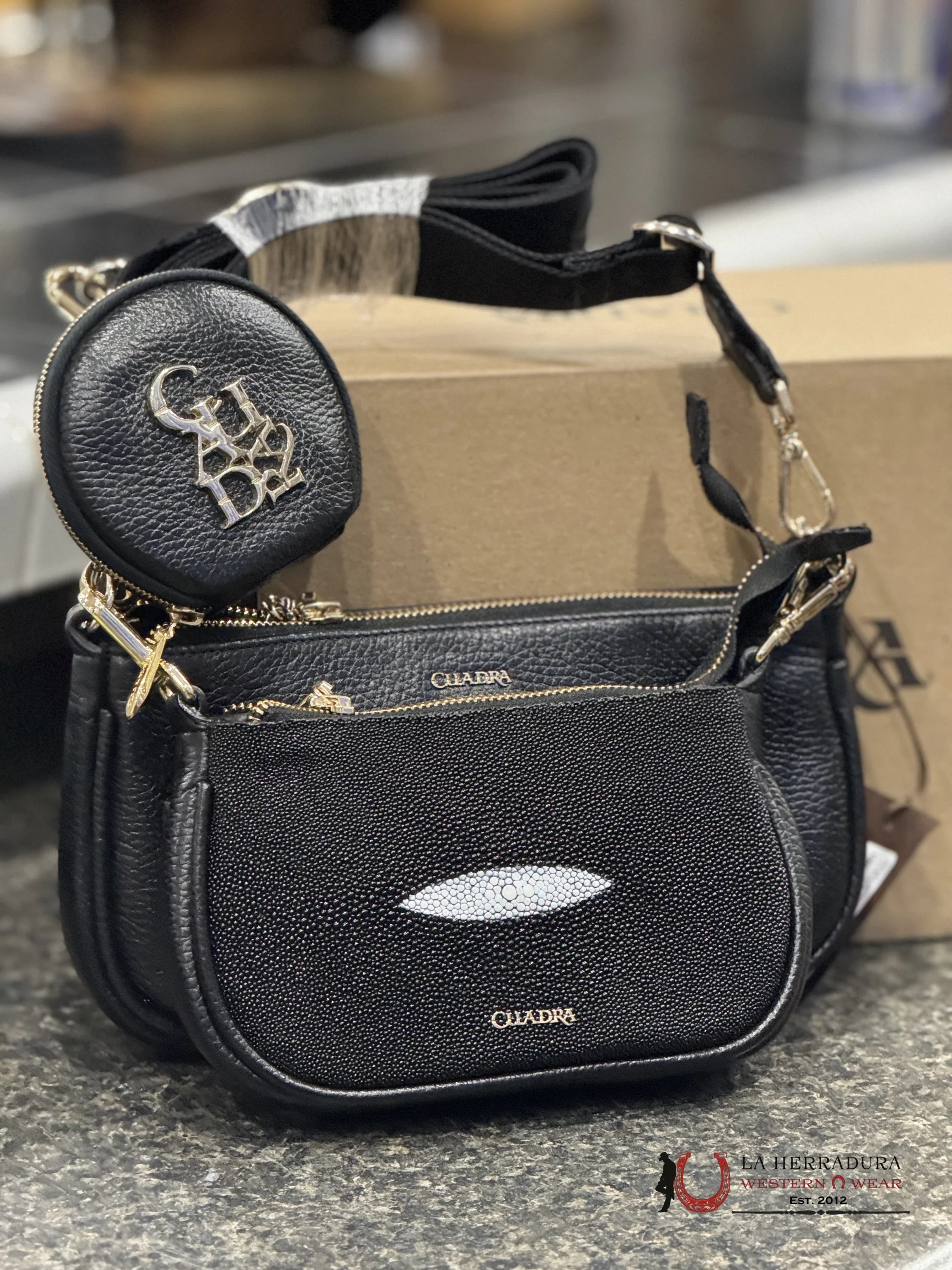 Cuadra Mantarraya Black Stingrey 3In1 Zipper Bag Ropa Mujeres