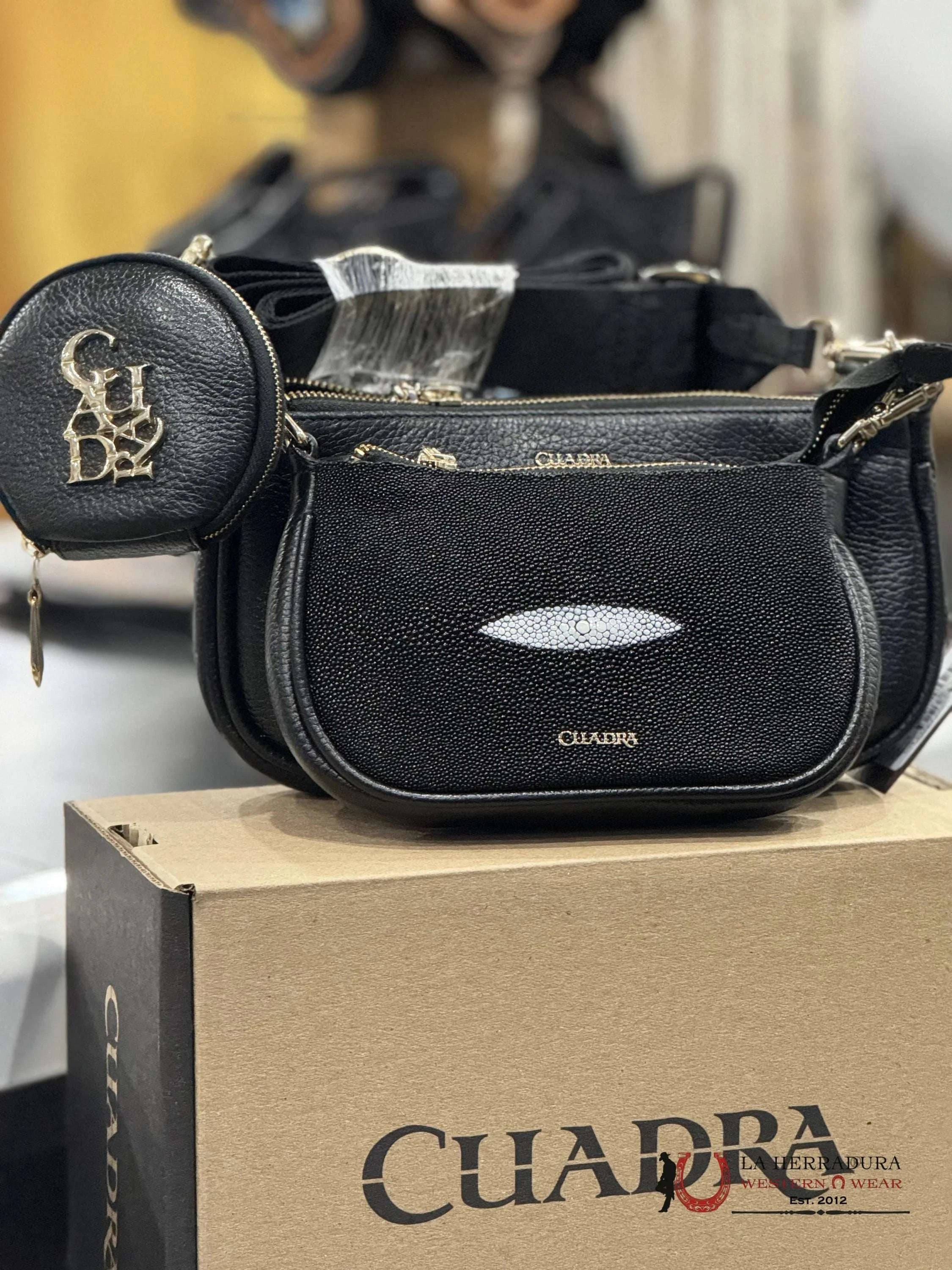 Cuadra Mantarraya Black Stingrey 3In1 Zipper Bag Ropa Mujeres